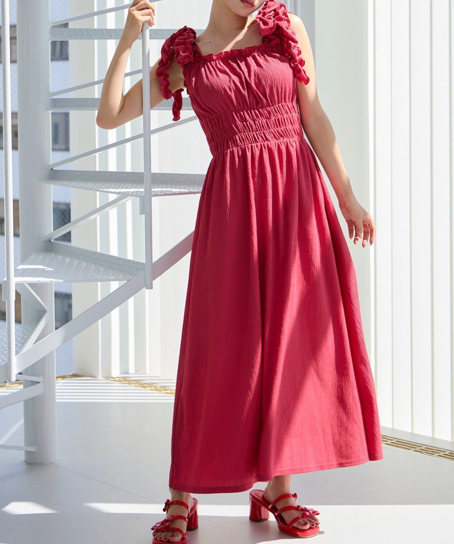 NICE CLAUP / OLIVE des OLIVE OUTLET(ナイスクラップ  / オリーブ デ オリーブ アウトレット) 【one after another】フリルリボンキャミワンピース