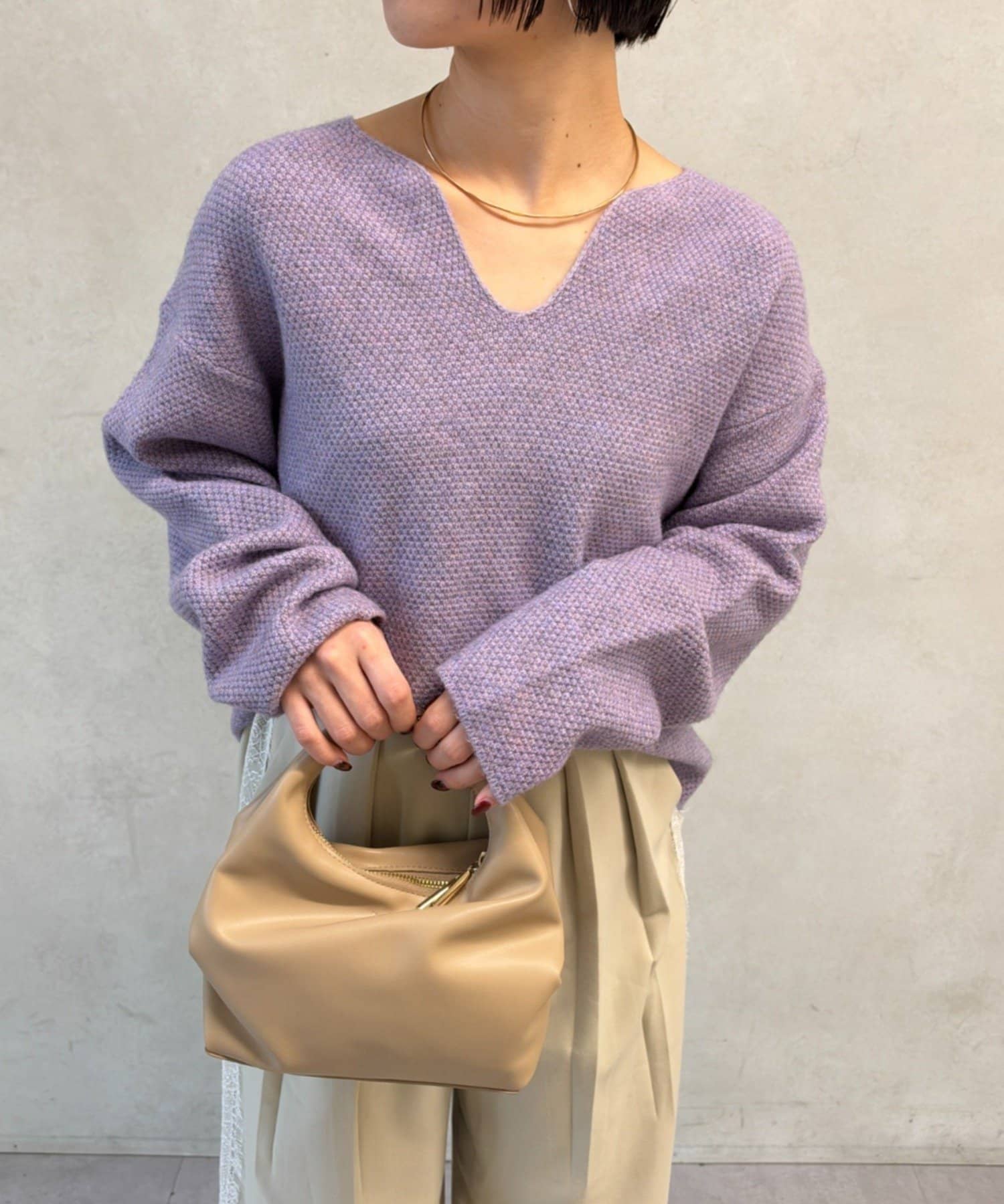 Jena　espace merveilleux(ジェナ　エスパスメルヴェイユ) カノコ編みVニット