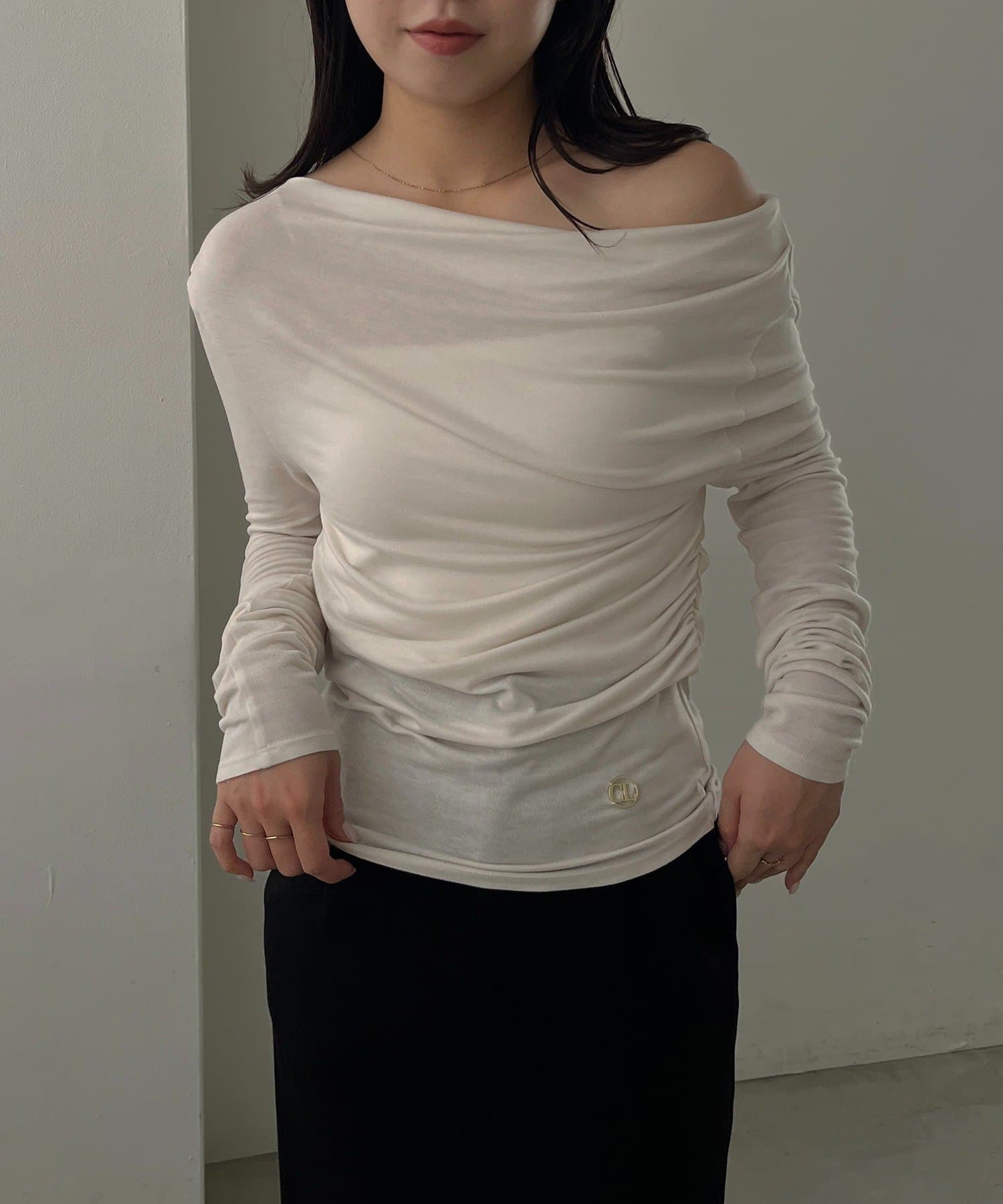 CAPRICIEUX LE'MAGE(カプリシュレマージュ) 〈C.L〉起毛ドレープワンショルＴ