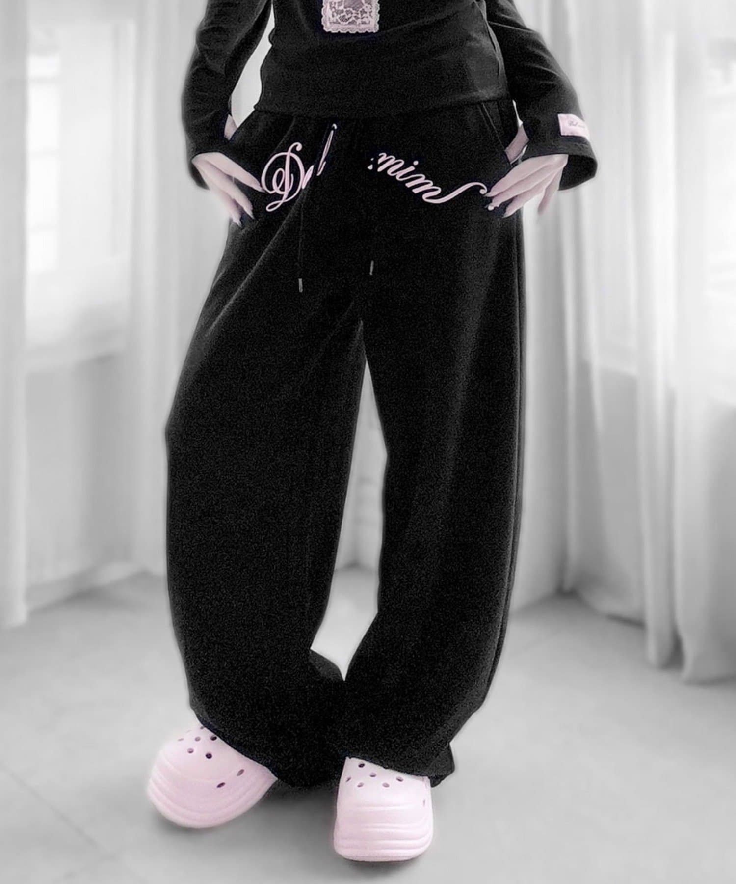 OLIVE des OLIVE(オリーブ デ オリーブ) 【インフルエンサー企画】miko logo sweat pants