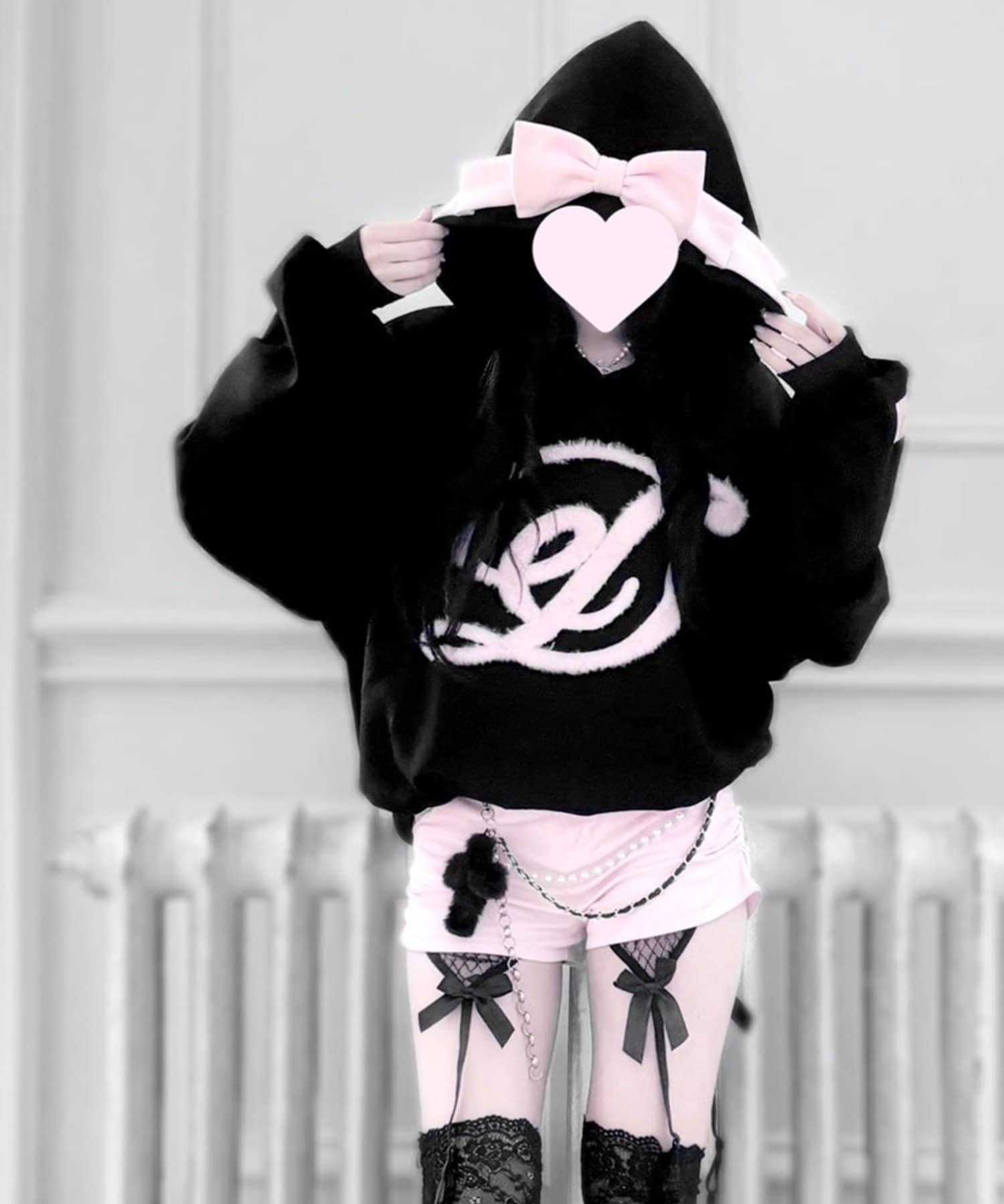 OLIVE des OLIVE(オリーブ デ オリーブ) 【インフルエンサー企画】miko fur logo hoodie
