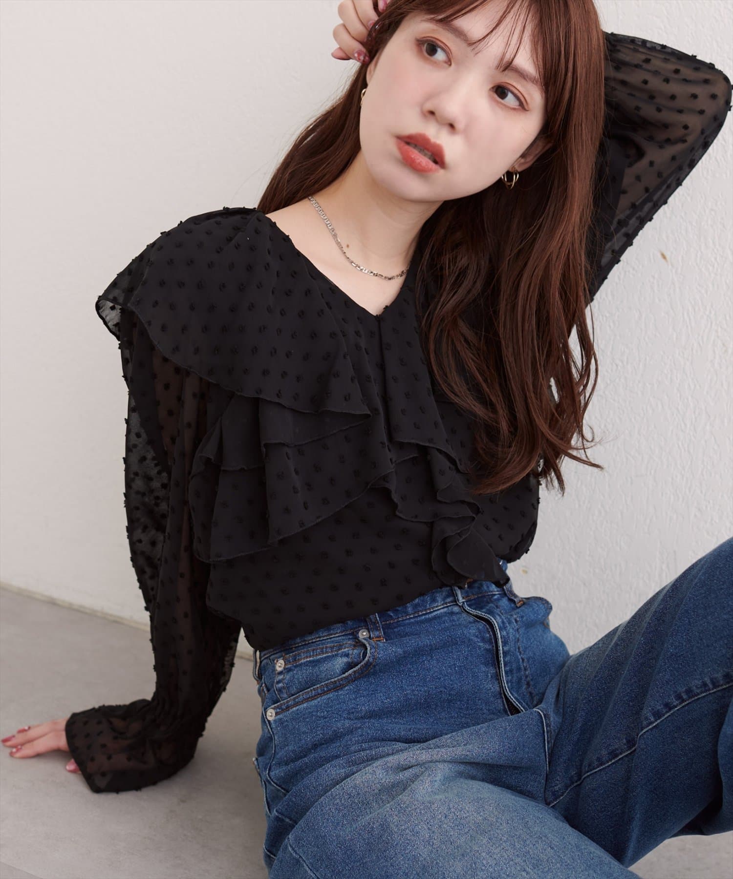 natural couture(ナチュラルクチュール) ラッフルフリルドットブラウス