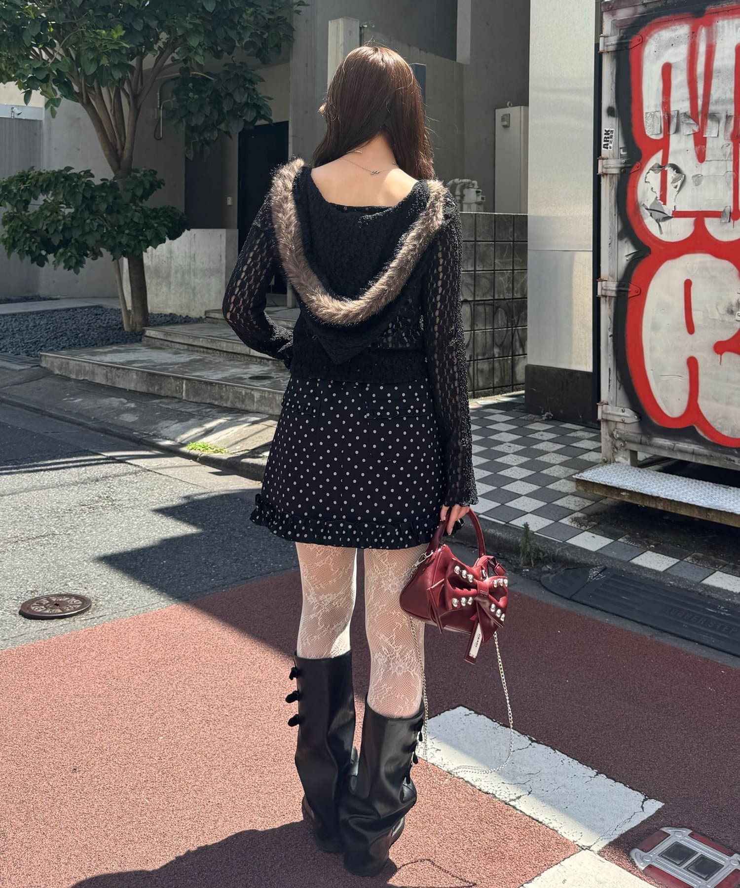 CIAOPANIC(チャオパニック) ファーフードコンパクトレーストップス