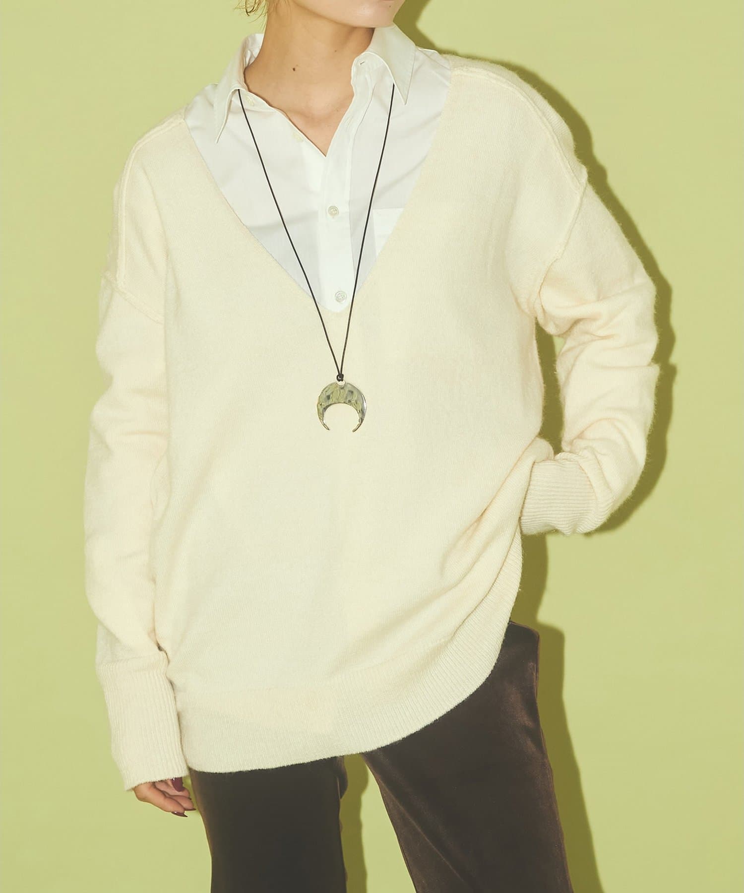Whim Gazette(ウィム ガゼット) ＜10/1インスタLIVEご紹介アイテム＞【Nuition】Vネックオーバーニット