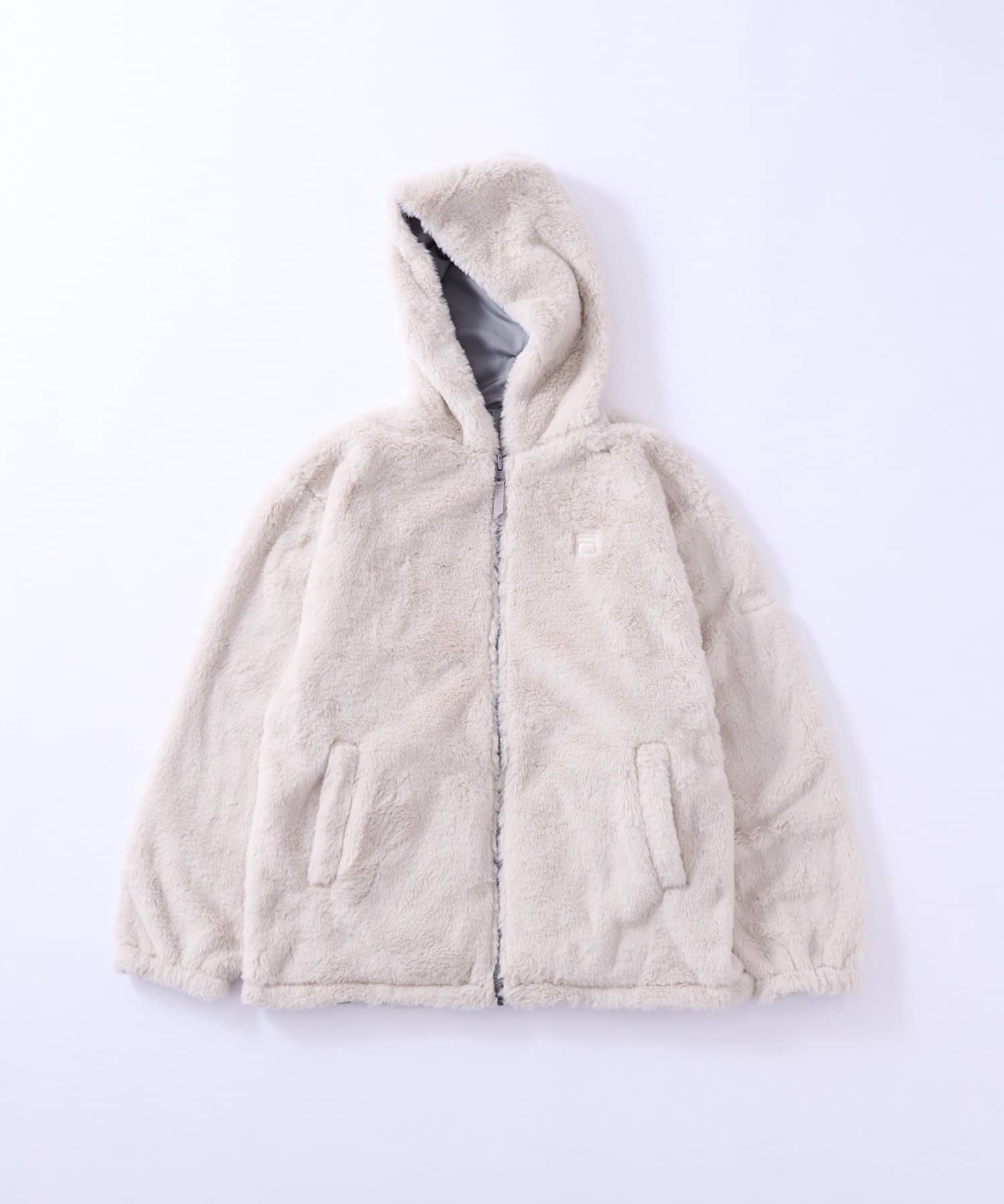 CIAOPANIC TYPY(チャオパニックティピー) 【 FILA 別注 】リバーシブルファージャケット