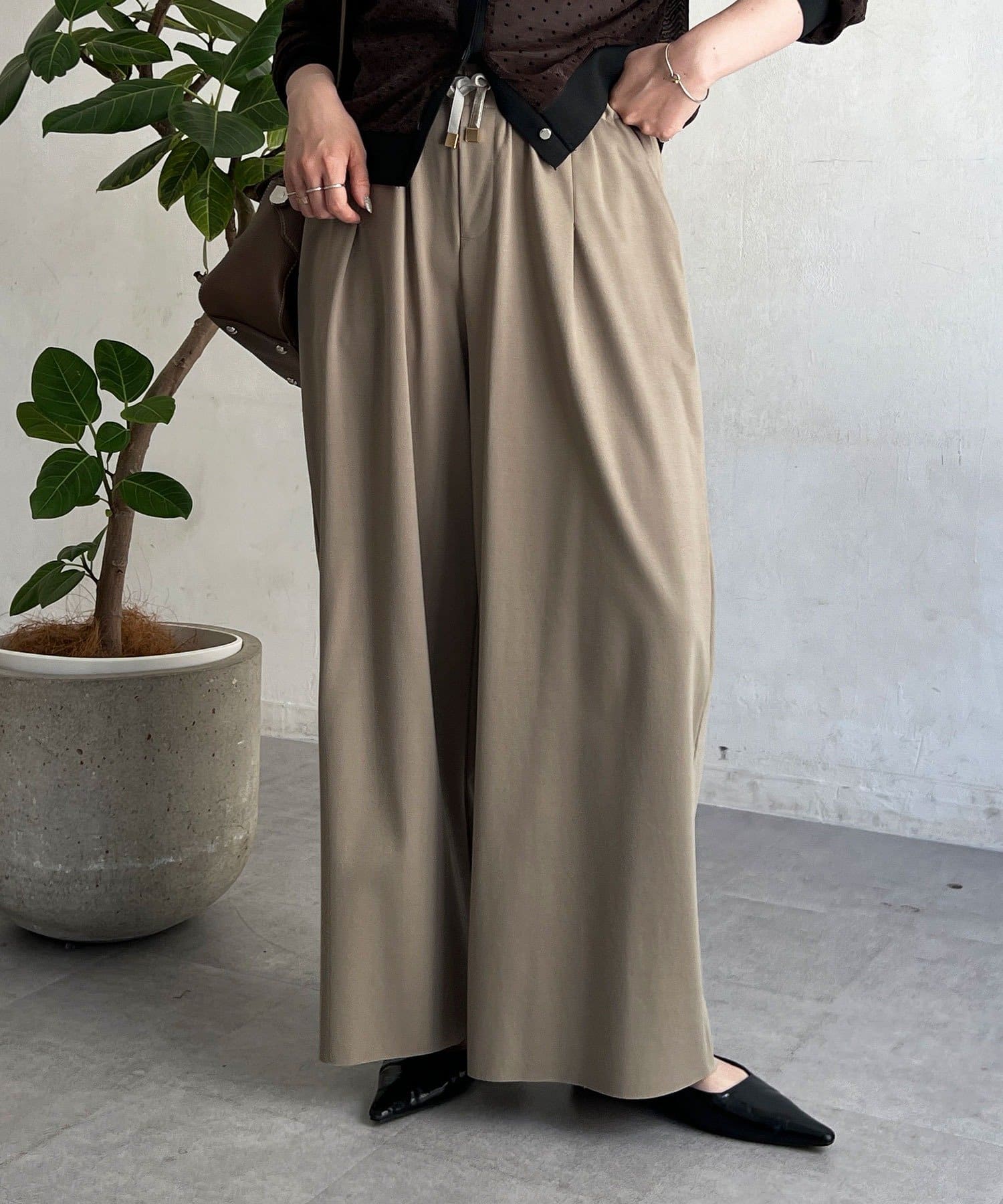 un dix cors(アンディコール) カットセミワイドパンツ