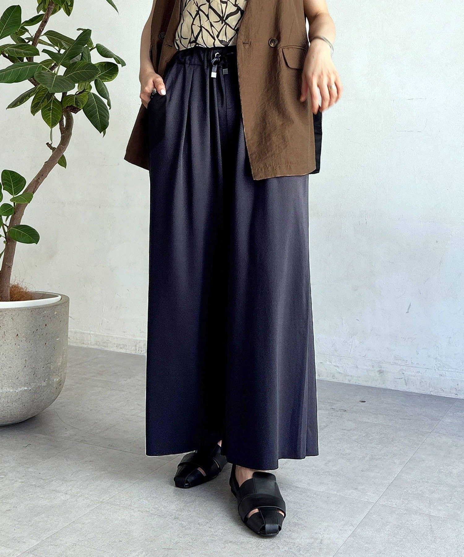 un dix cors(アンディコール) カットセミワイドパンツ