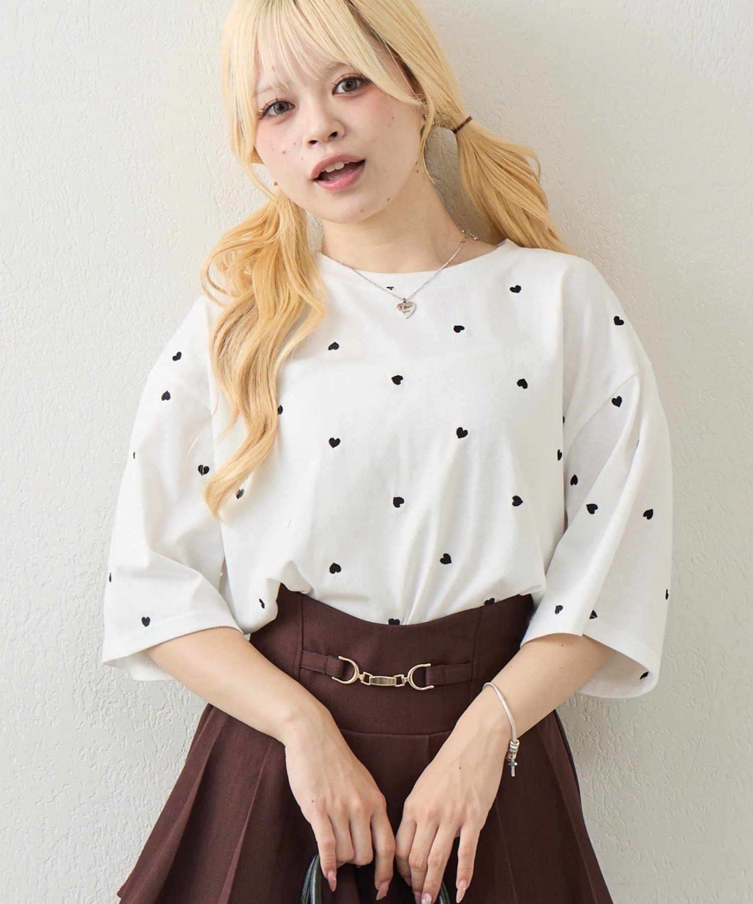 NICE CLAUP / OLIVE des OLIVE OUTLET(ナイスクラップ  / オリーブ デ オリーブ アウトレット) 【continuer】 アソート総刺繍TEE
