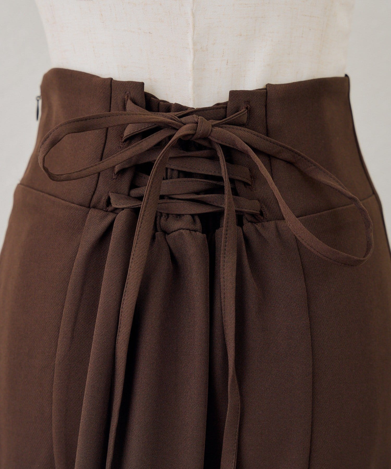 NICE CLAUP / OLIVE des OLIVE OUTLET(ナイスクラップ  / オリーブ デ オリーブ アウトレット) 【continuer】アシンメトリーマーメイドスカート