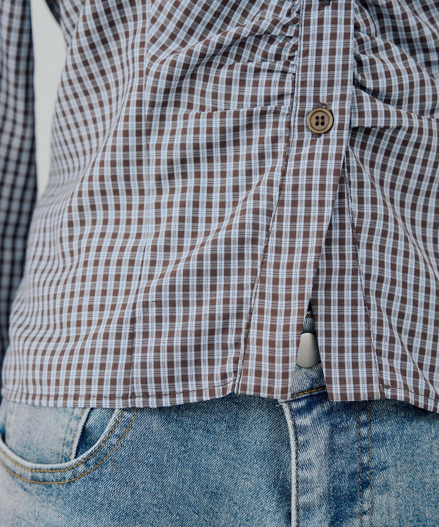 NICE CLAUP / OLIVE des OLIVE OUTLET(ナイスクラップ  / オリーブ デ オリーブ アウトレット) 【@_puni.moe企画】ギャザー後ろレースアップブラウス