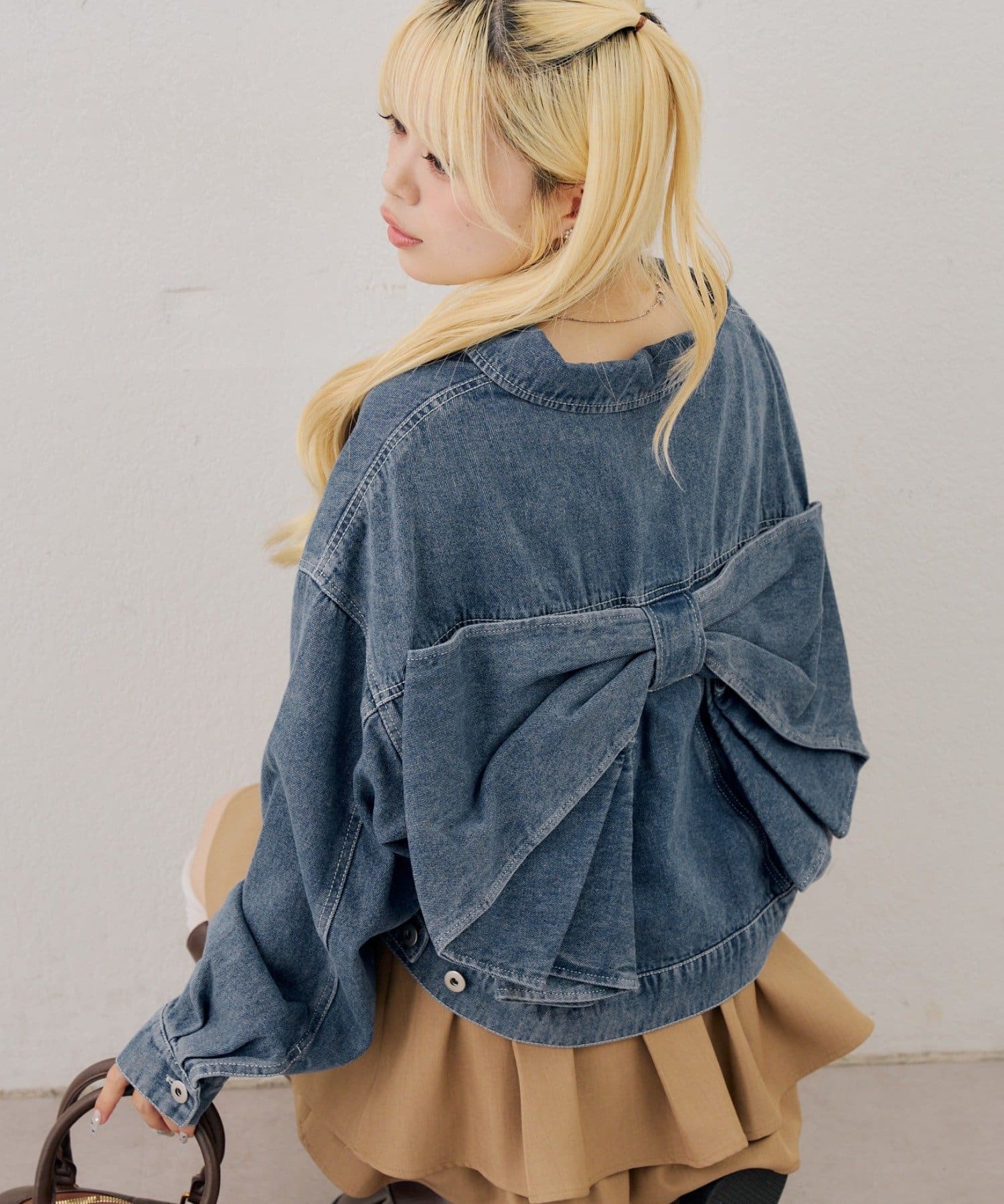 NICE CLAUP / OLIVE des OLIVE OUTLET(ナイスクラップ  / オリーブ デ オリーブ アウトレット) 【continuer】後ろビッグリボンデニムジャケット
