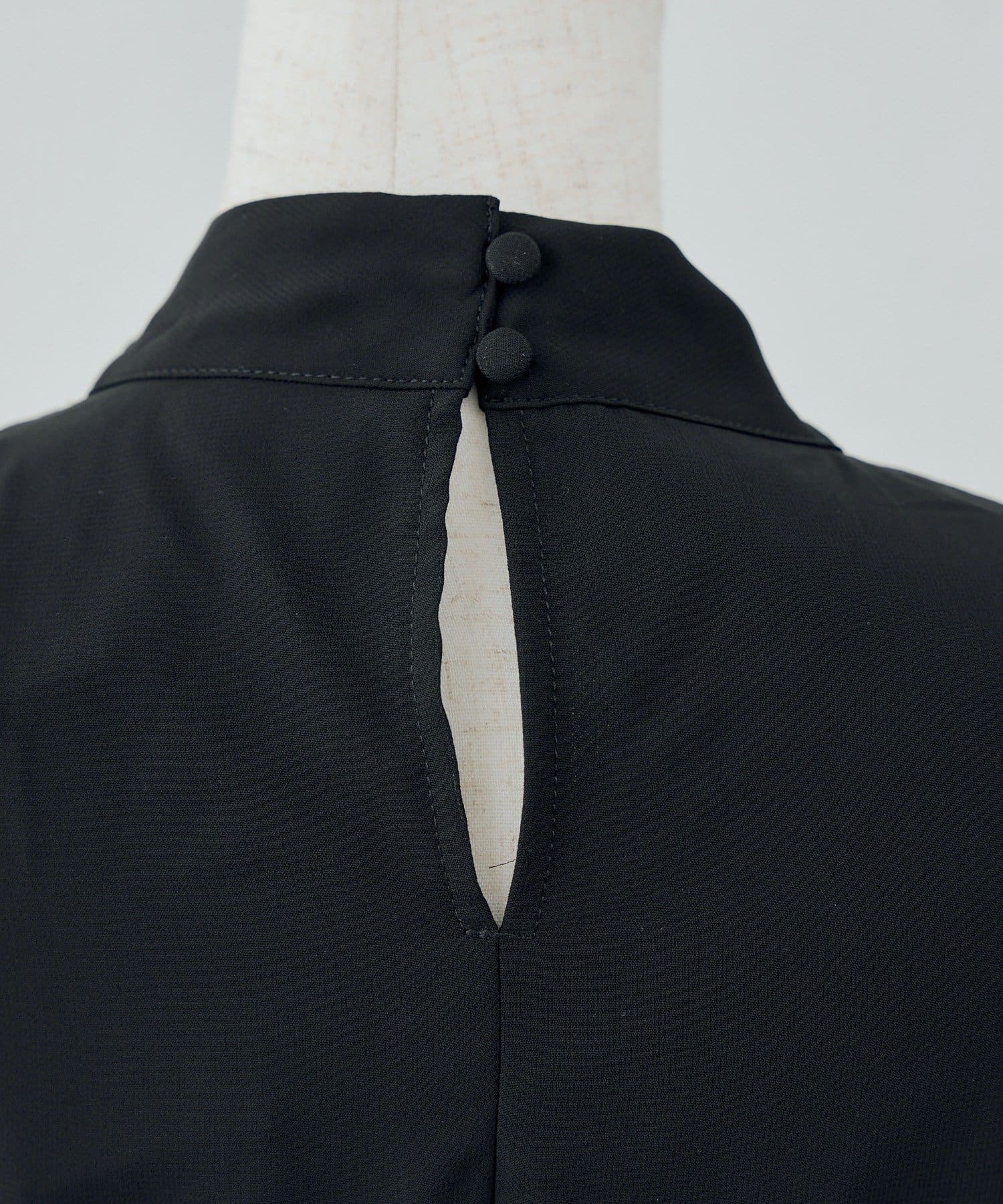 NICE CLAUP / OLIVE des OLIVE OUTLET(ナイスクラップ  / オリーブ デ オリーブ アウトレット) 【continuer】肩あきリボンワンピース