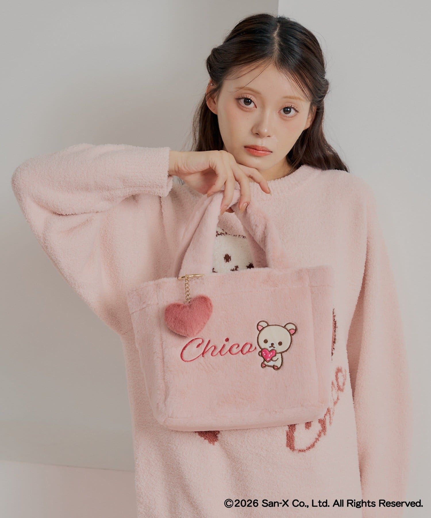 Chico(チコ) 【リラックマ×Chico】ハートチャーム付きファートートバッグ