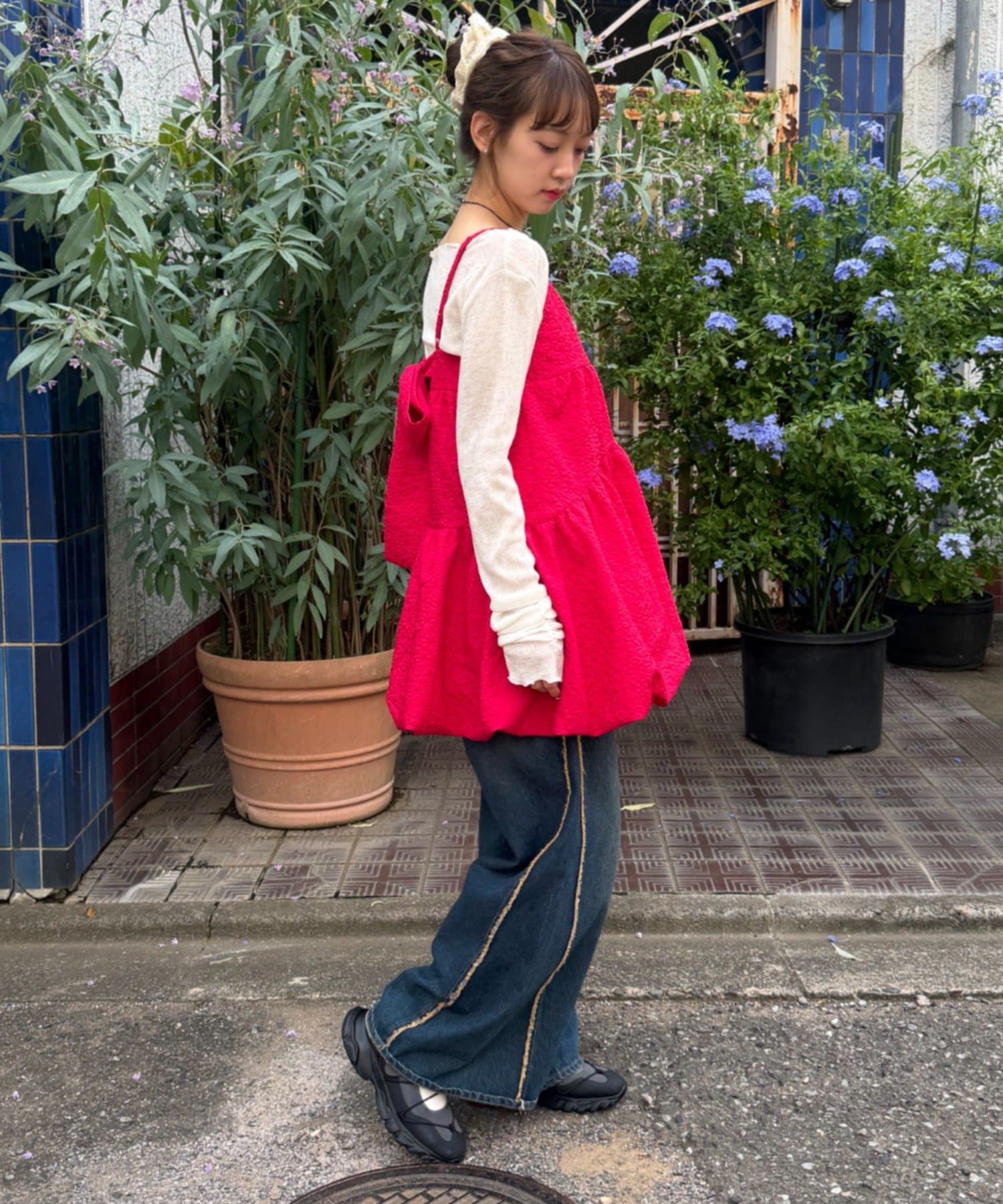 w closet(ダブルクローゼット) 【バックリボン】エンボスバルーンミニキャミワンピース
