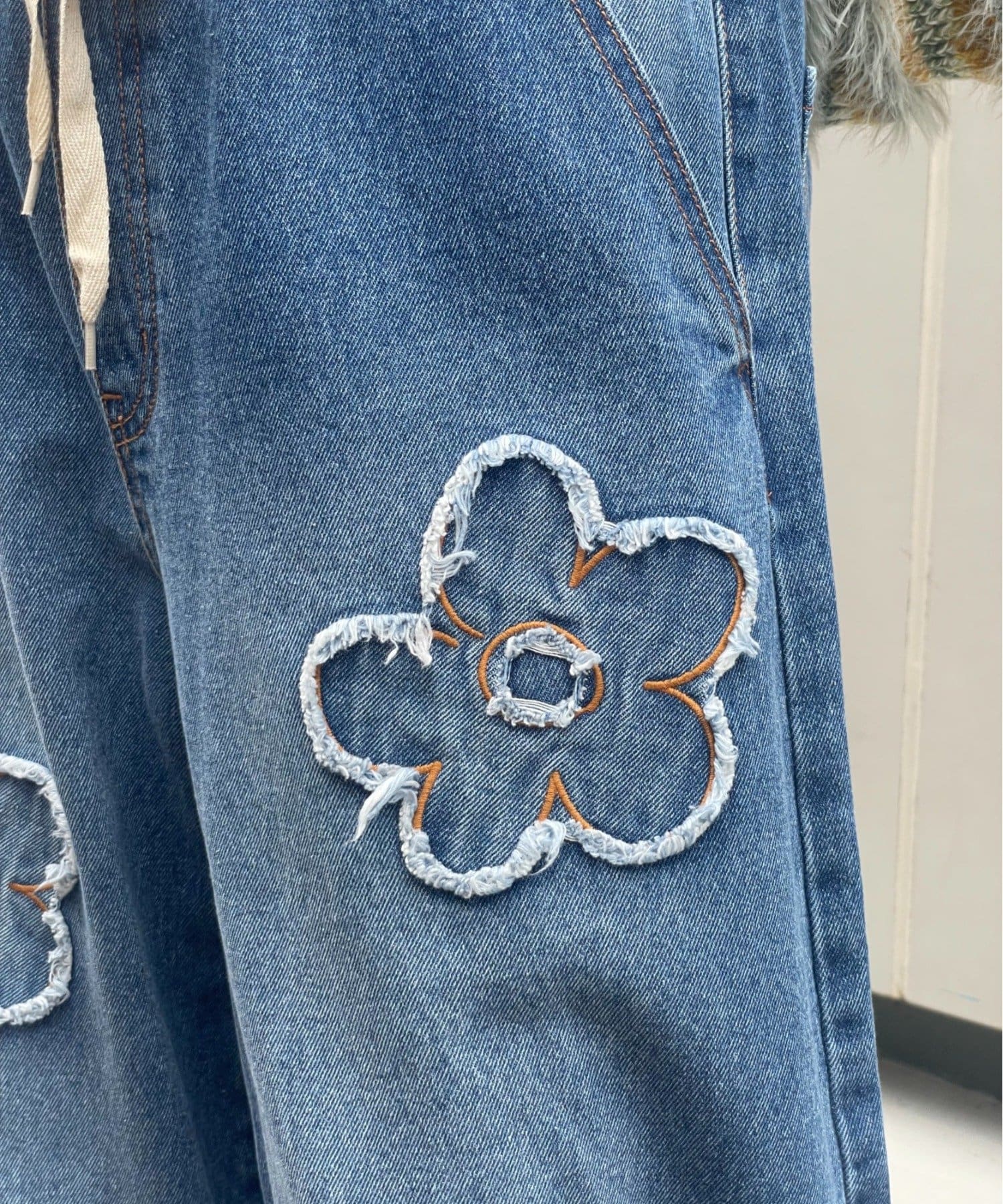 CIAOPANIC TYPY(チャオパニックティピー) 【HELLO.SANFRANCISCO】フラワーコード刺繍ボリュームデニム