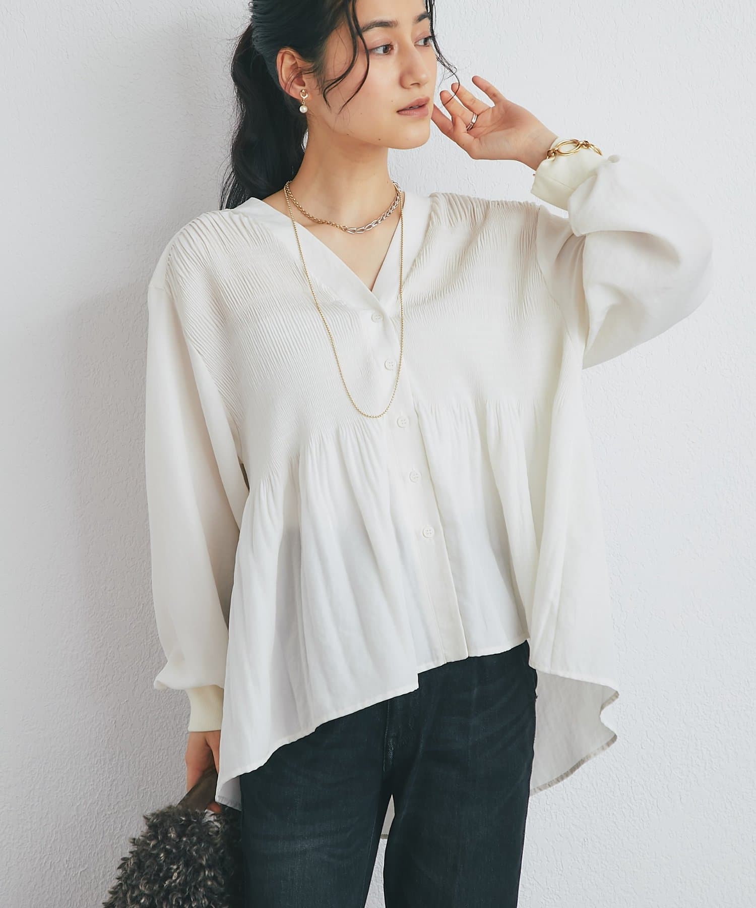 La boutique BonBon(ラブティックボンボン) グロスタンブラークロスブラウス