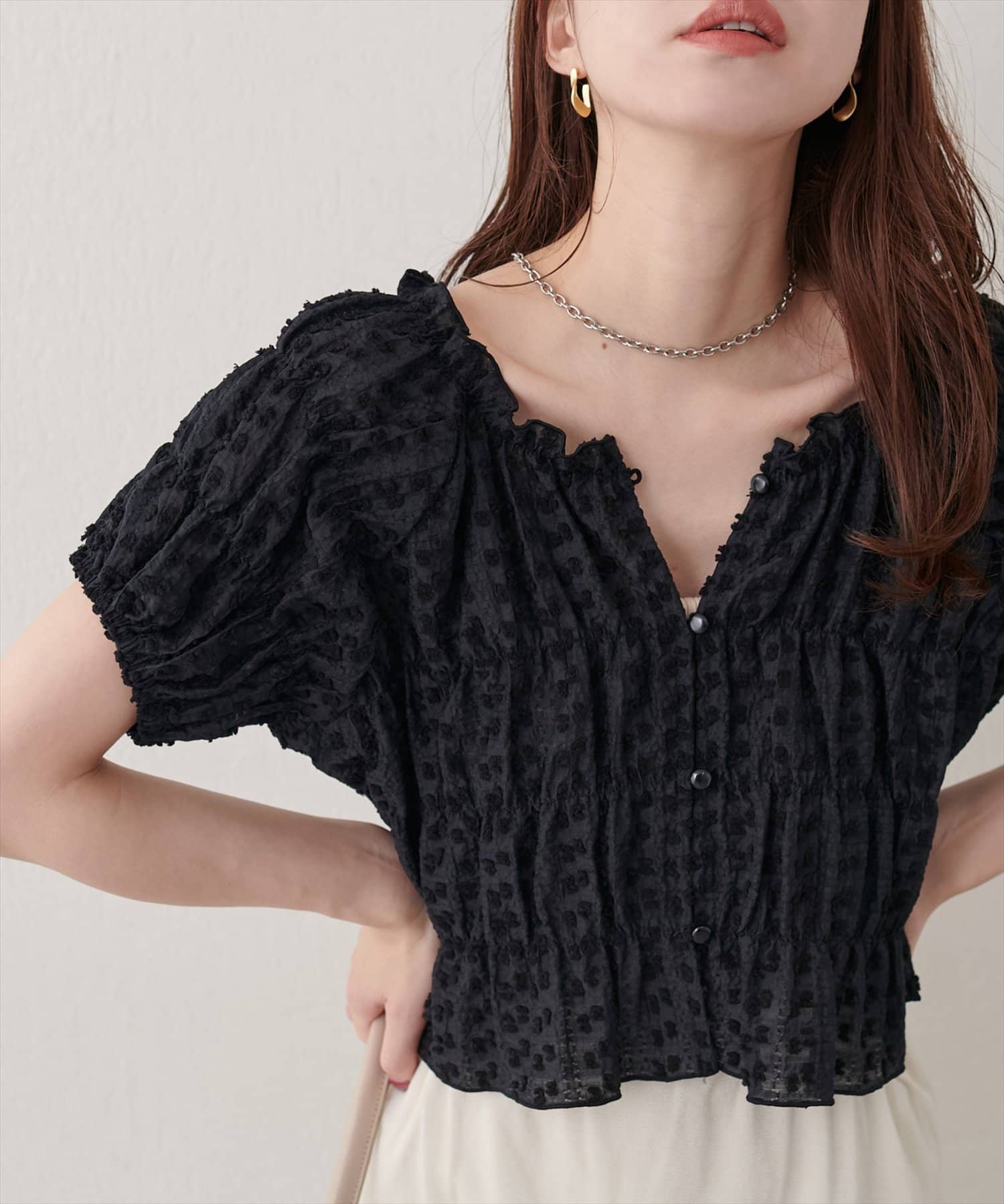 natural couture(ナチュラルクチュール) シャーリングパフブラウス