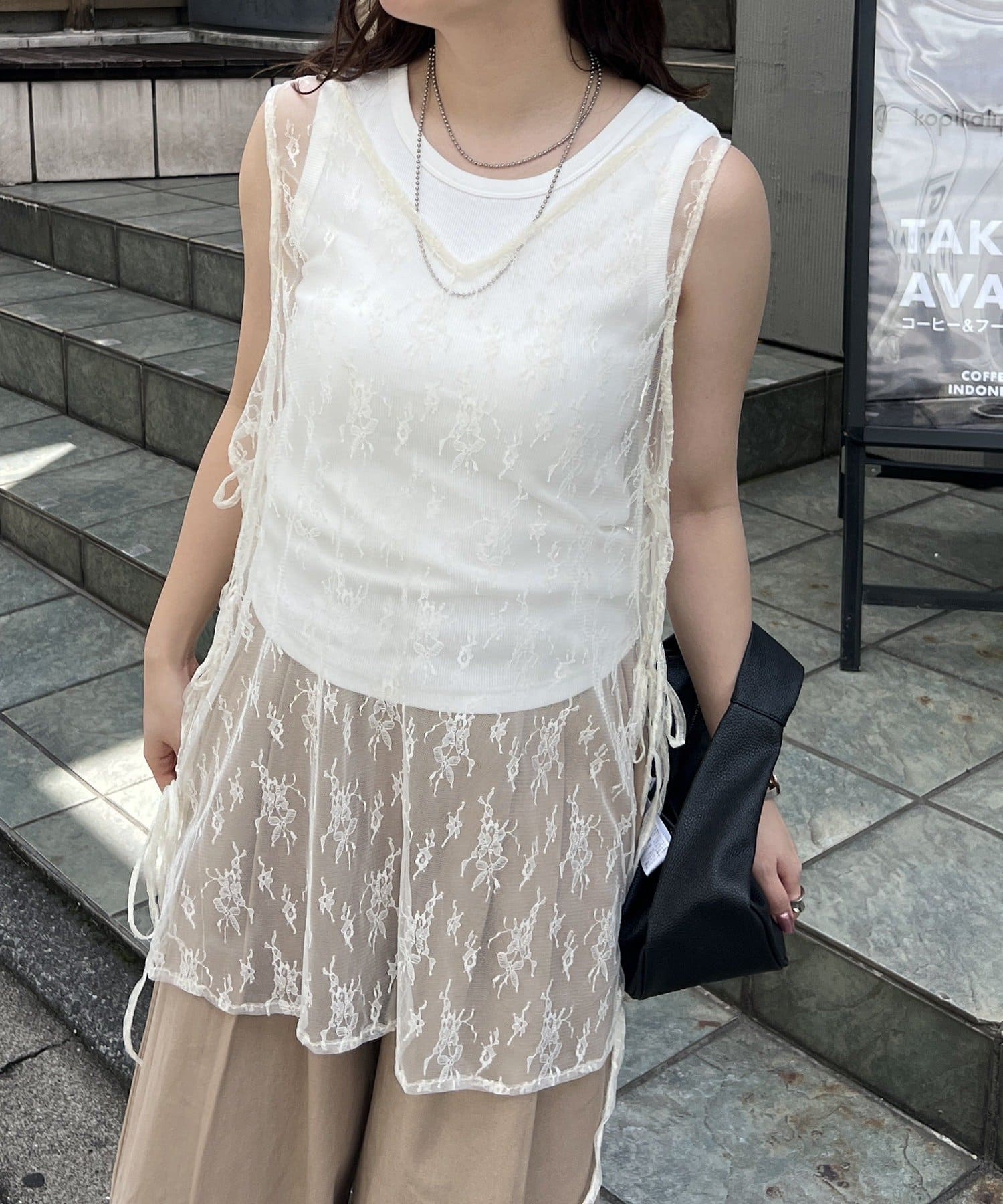 NICE CLAUP / OLIVE des OLIVE OUTLET(ナイスクラップ  / オリーブ デ オリーブ アウトレット) 【ＮＵＮＩＦＥ】レースサイドリボンベスト