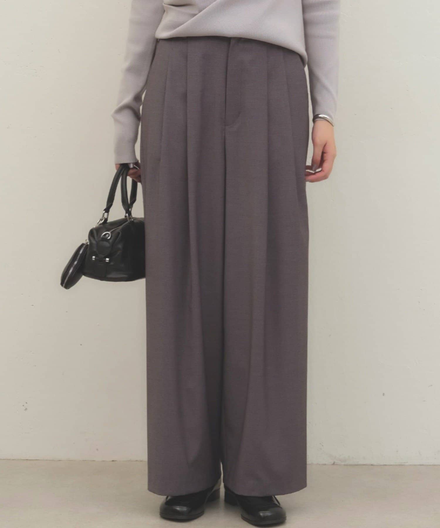 LOUNGEDRESS(ラウンジドレス) 《履くだけで美シルエット》タックワイドパンツ