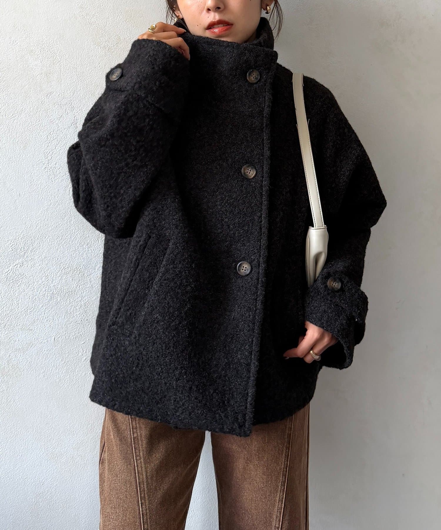 Thevon.(ゼヴォン) リングボアスタンドネックコート