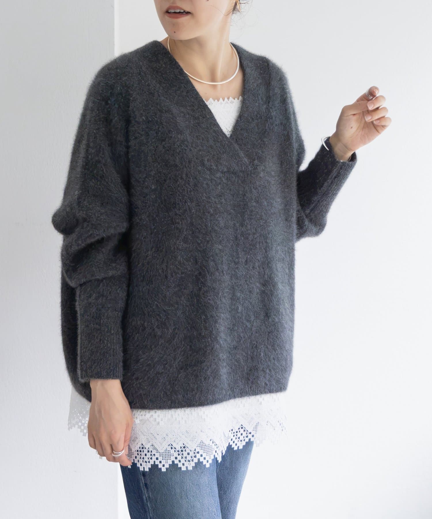 BEARDSLEY(ビアズリー) 《9/19(土)12:00予約開始予定》FOXヤクVネックニット