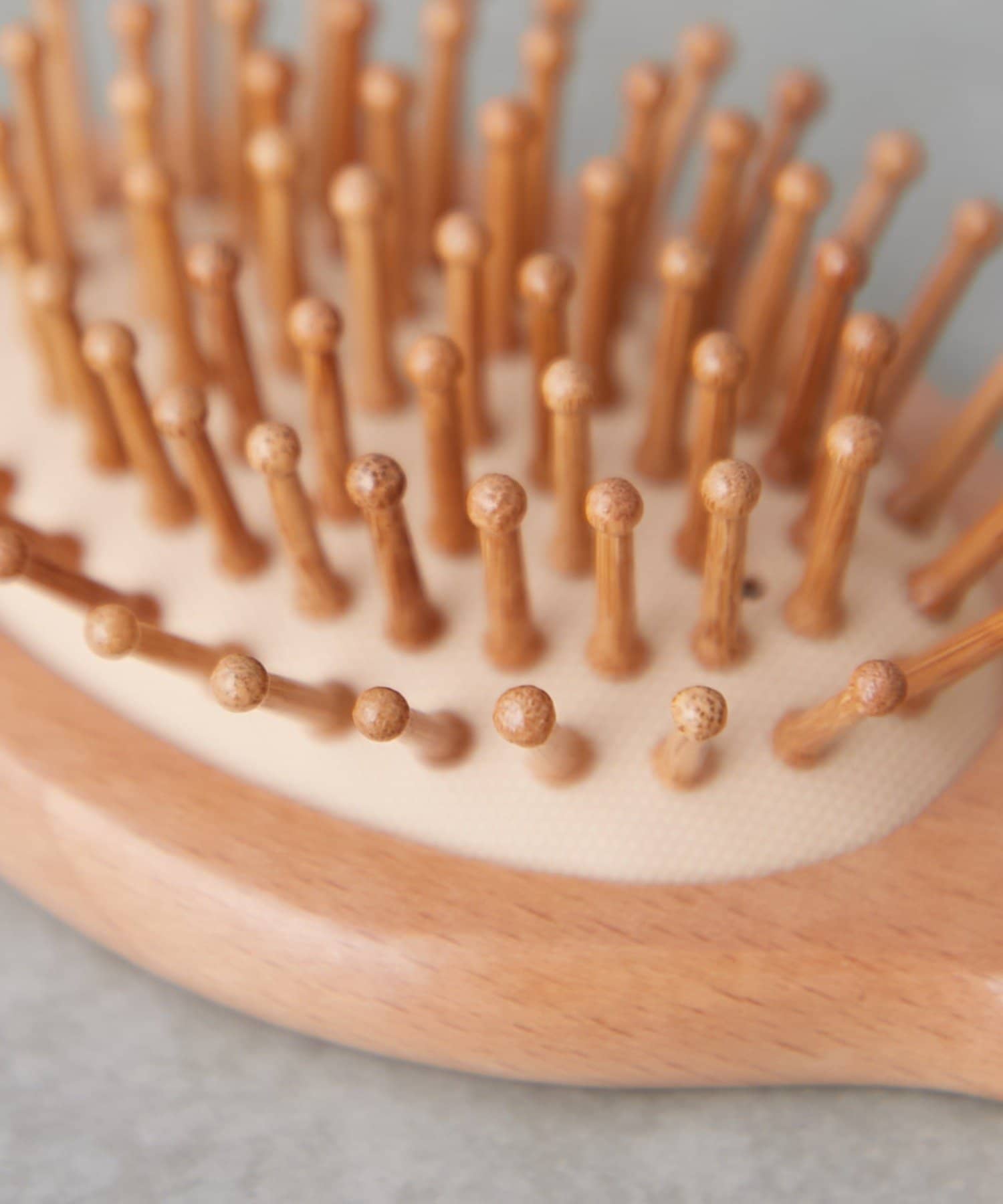BIRTHDAY BAR(バースデイバー) ≪BIRTHDAYBAR限定≫【SCENTICA】 wooden hairbrush