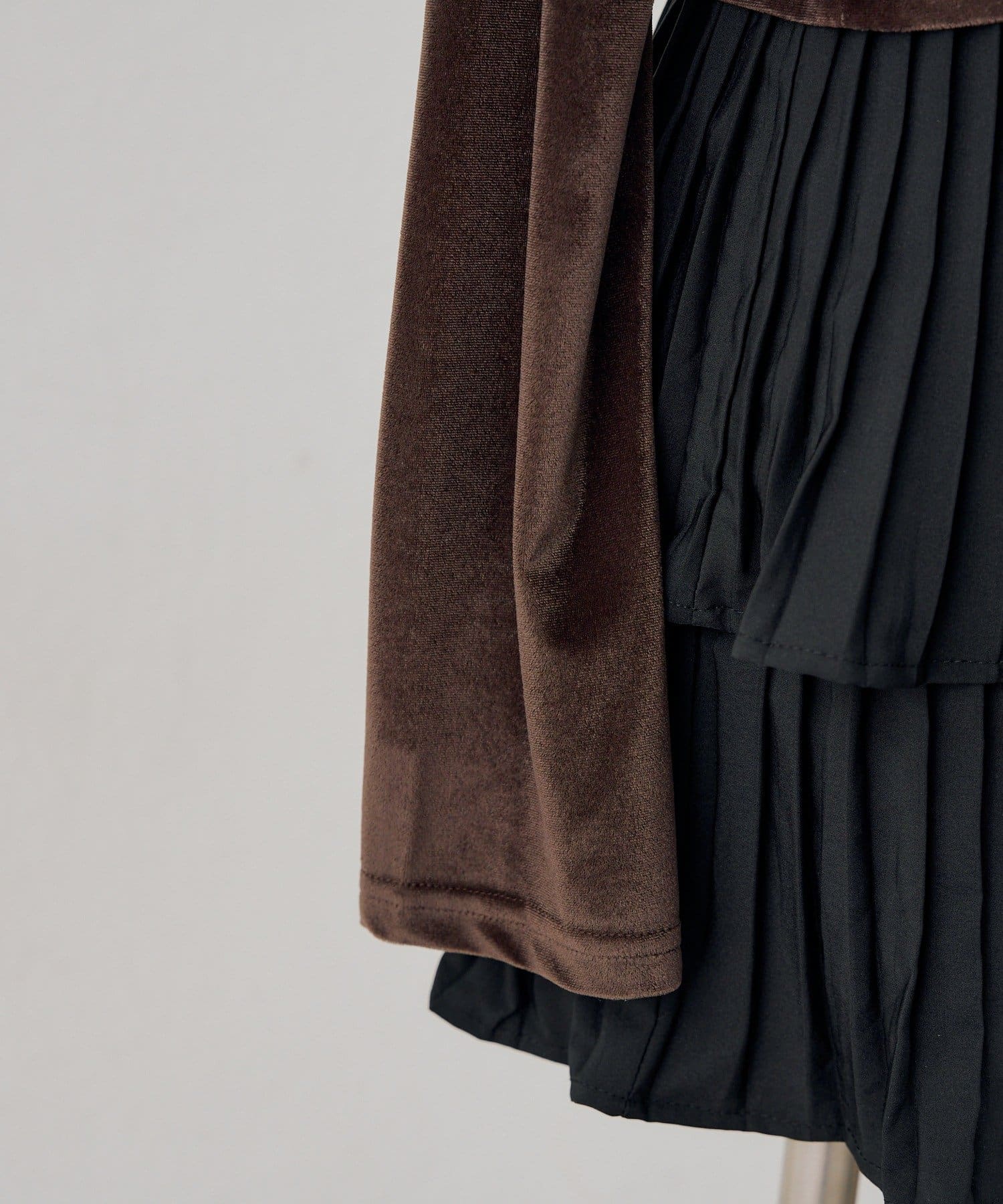 NICE CLAUP / OLIVE des OLIVE OUTLET(ナイスクラップ  / オリーブ デ オリーブ アウトレット) 【ANOTHER BRANCH】レース付きベロアボレロキャミセット