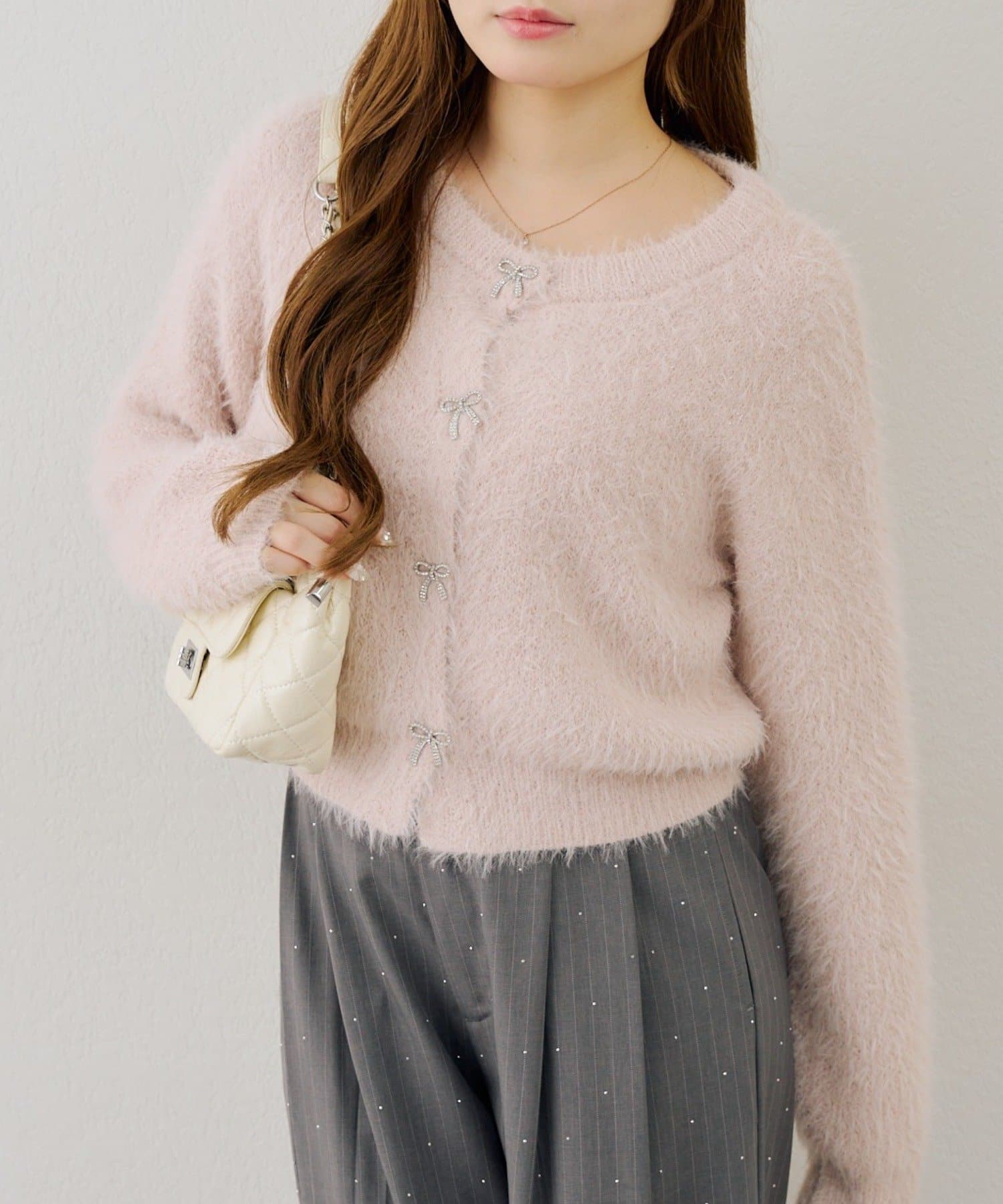 NICE CLAUP / OLIVE des OLIVE OUTLET(ナイスクラップ  / オリーブ デ オリーブ アウトレット) 【ANOTHER BRANCH】ラメフェザーリボンボタンカーディガン