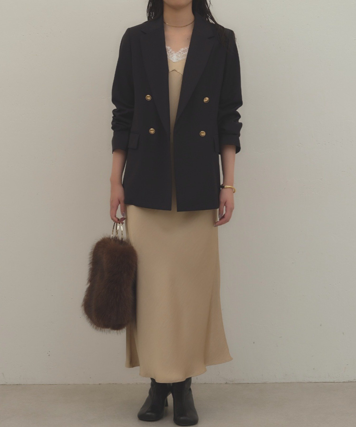 LOUNGEDRESS(ラウンジドレス) 《普段使いから特別な日まで頼れる》レースキャミワンピース
