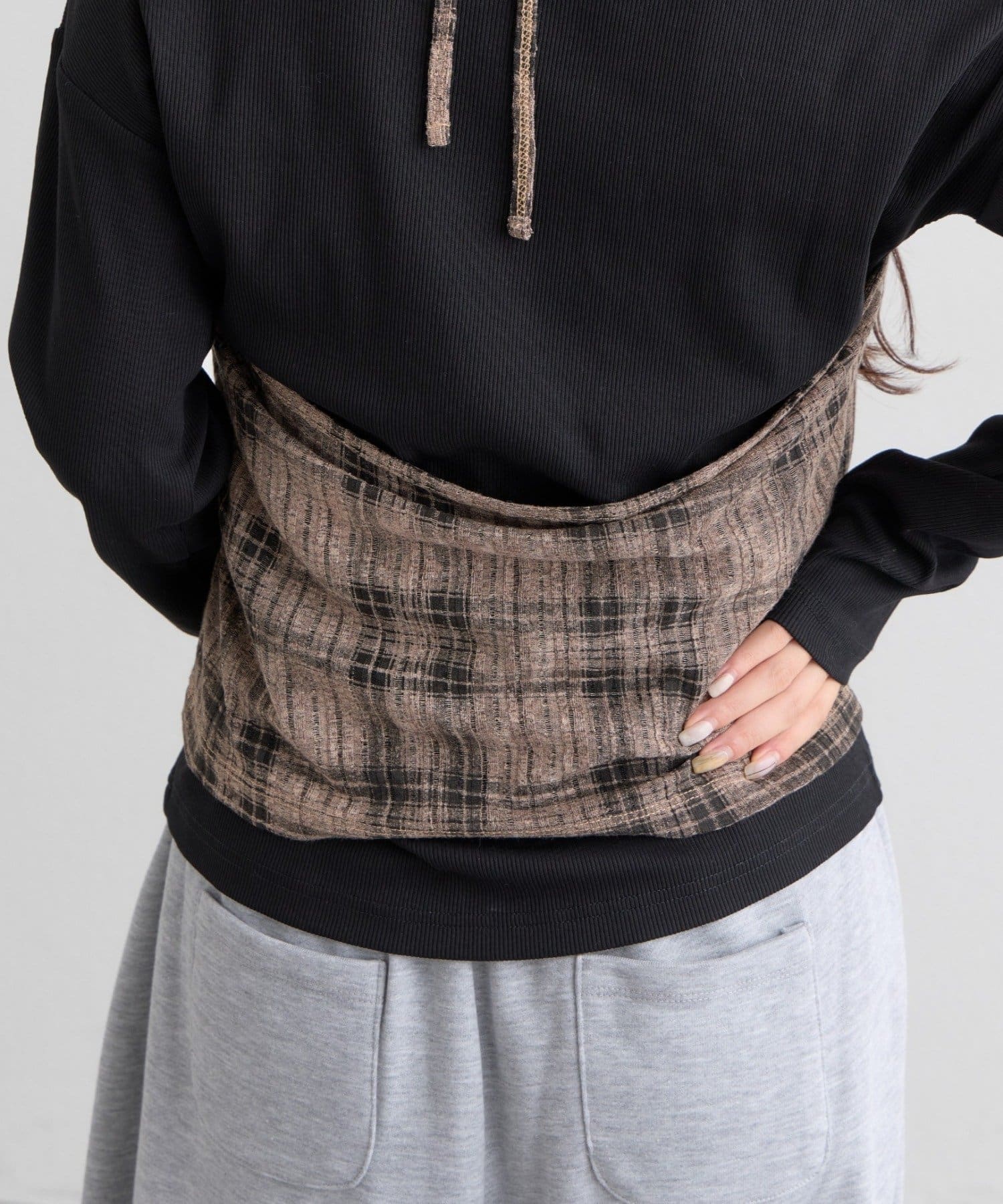 COLONY 2139(コロニー トゥーワンスリーナイン) 【PIKO企画/一部WEB限定】アソートホルターネックキャミソール&Tシャツ