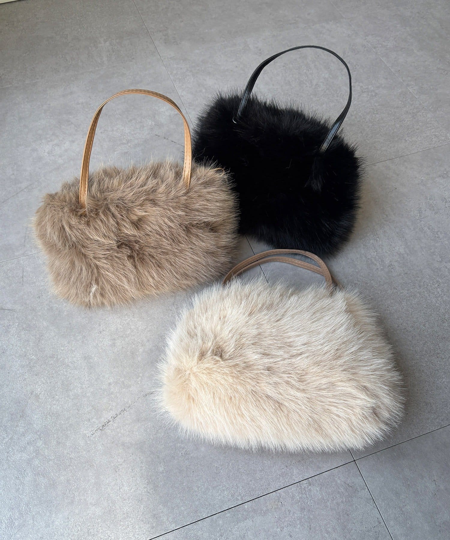 DOUDOU(ドゥドゥ) 【WEB限定】ファー2WAYハンドルショルダーバッグ