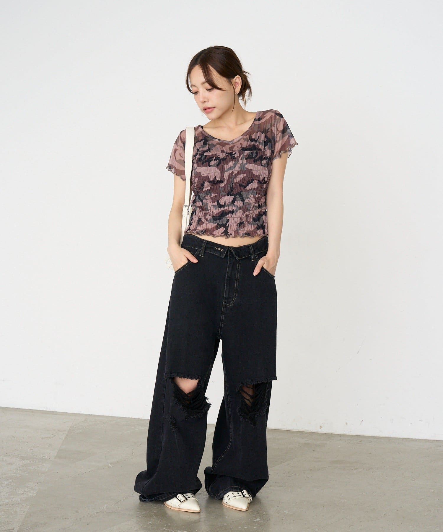 OUTLET(アウトレット) 【RAY CASSIN】シャーリングTシャツ