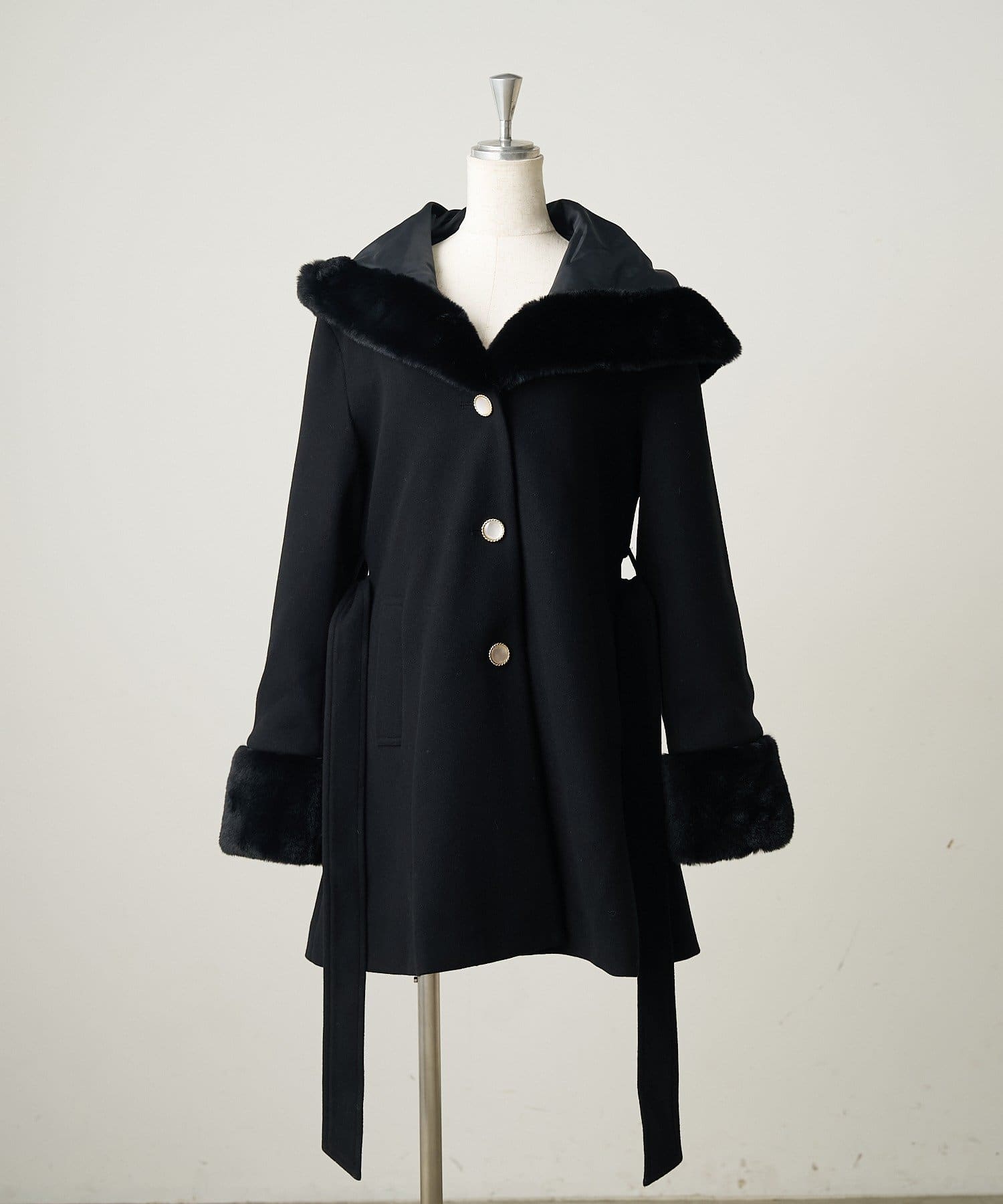 NICE CLAUP / OLIVE des OLIVE OUTLET(ナイスクラップ  / オリーブ デ オリーブ アウトレット) 【continuer】フェイクファーフード付きミドルコート