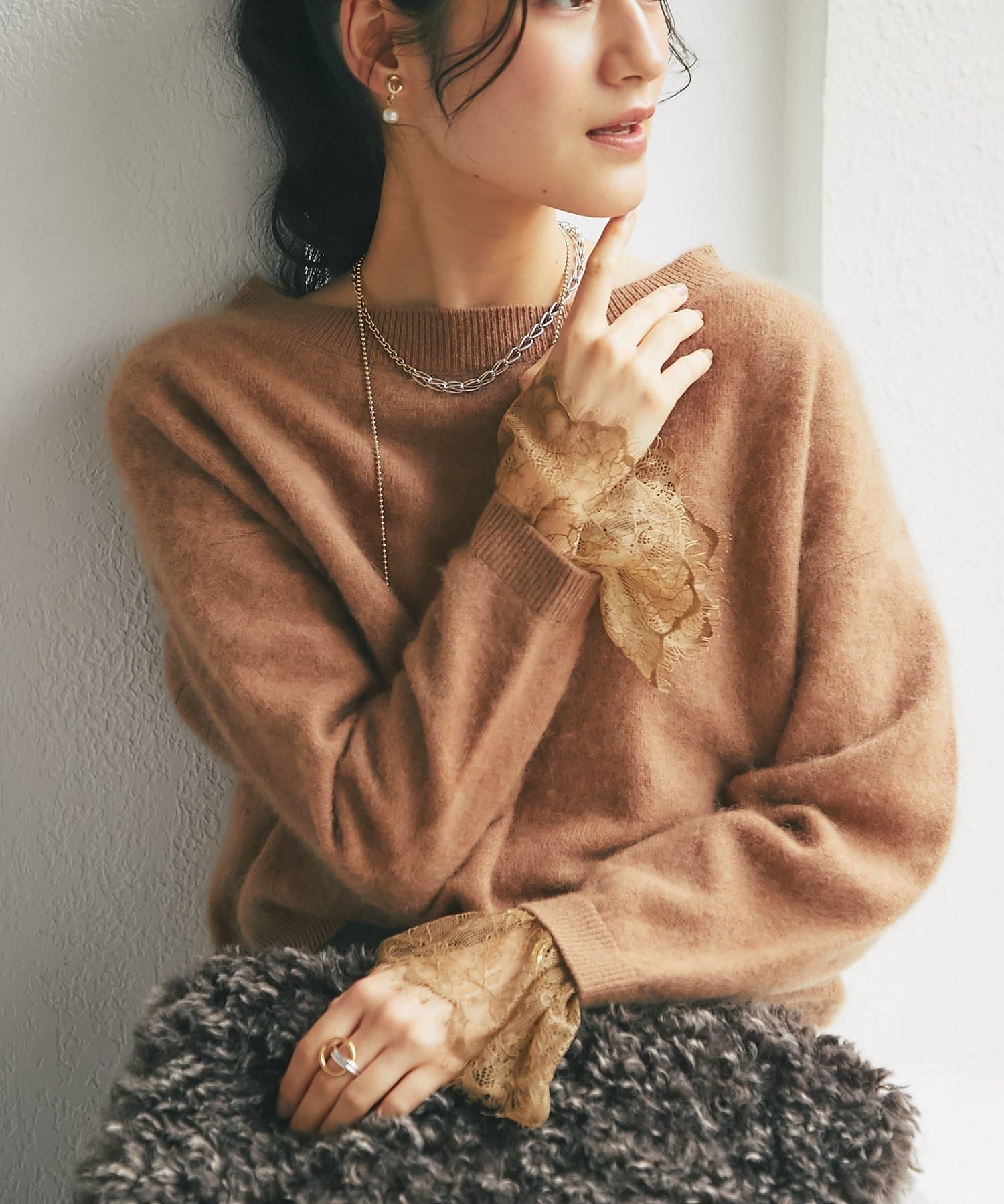 La boutique BonBon(ラブティックボンボン) ウールFUR加工袖口レースニット