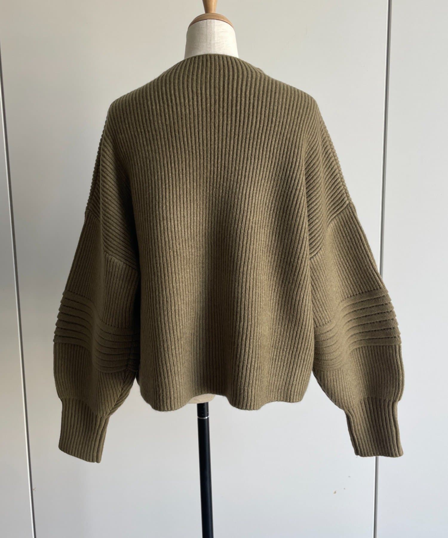 Jena　espace merveilleux(ジェナ　エスパスメルヴェイユ) 袖ボリュームニット