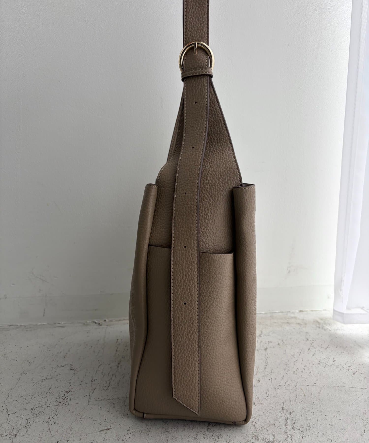 CAPRICIEUX LE'MAGE(カプリシュレマージュ) シュリンクワンハンドルバッグ