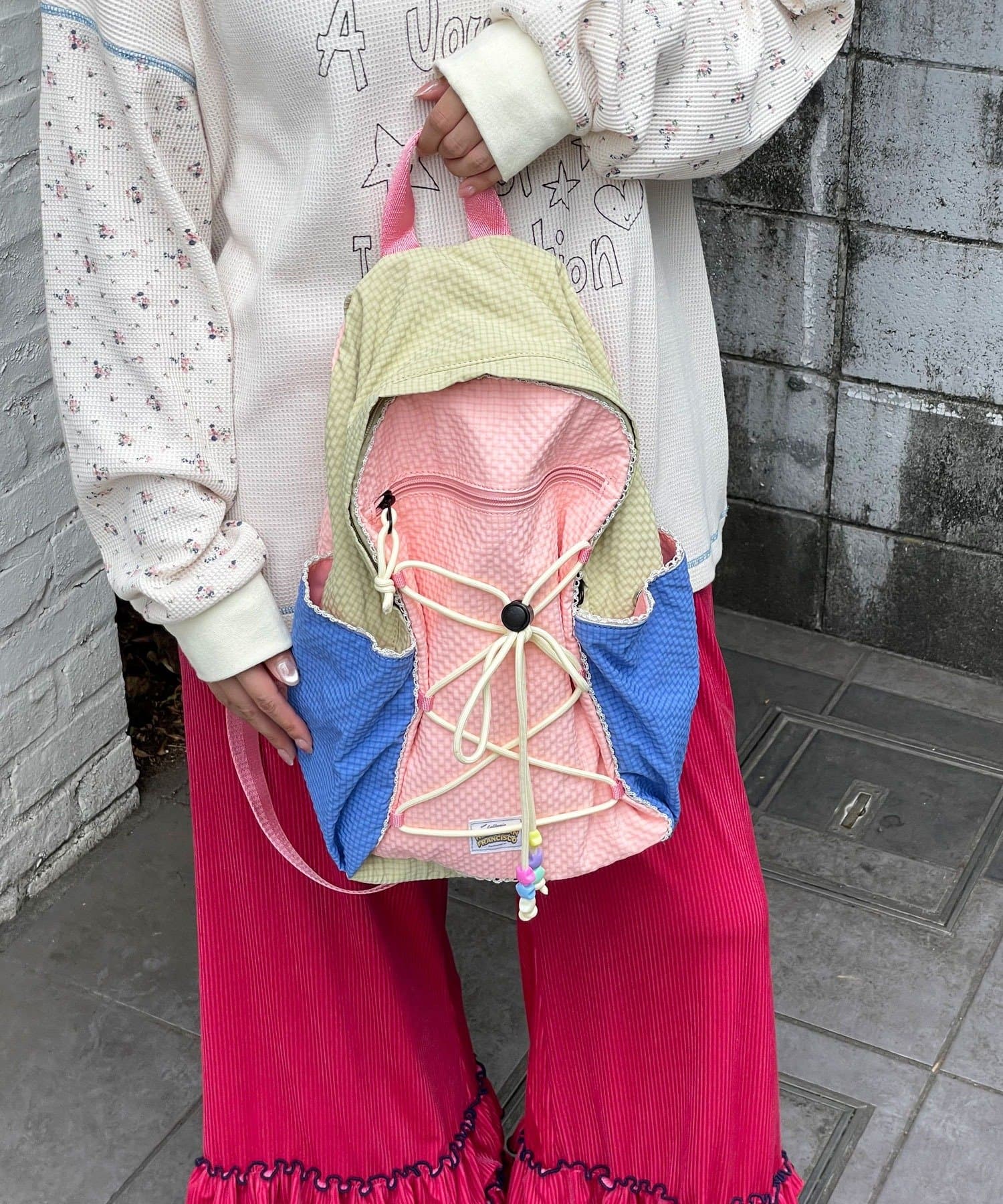 CIAOPANIC(チャオパニック) 【HELLO.SANFRANCISCO/ハローサンフランシスコ】カラフルリップバッグパック