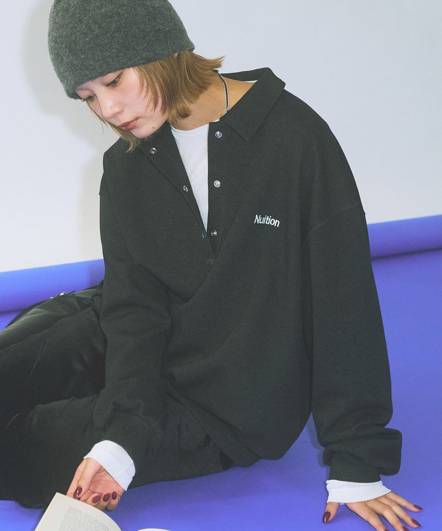 Whim Gazette(ウィム ガゼット) ＜10/1インスタLIVEご紹介アイテム＞〈WEB限定〉【Nuition】ロゴポロスウェット