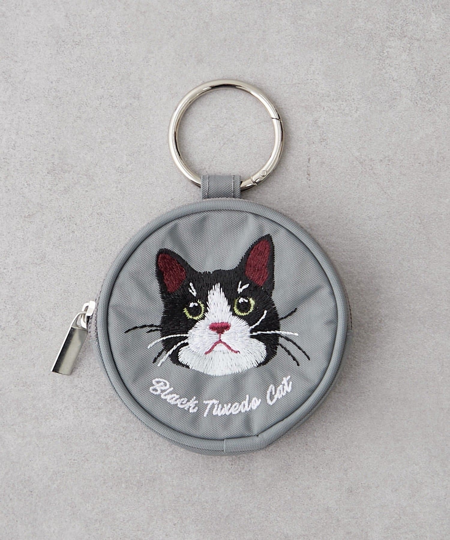 Remind me and forever(リマインドミーアンドフォーエバー) アニマル刺繍丸ポーチ