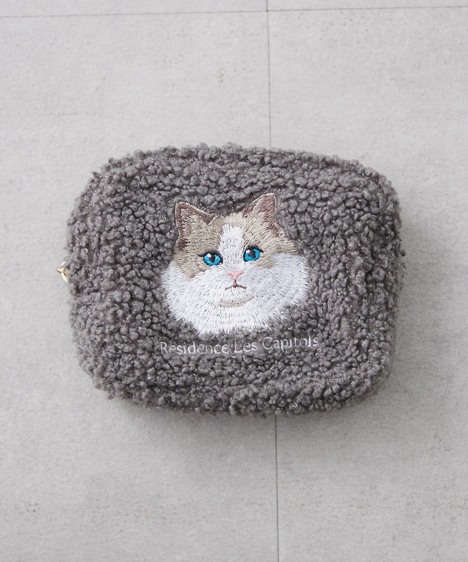 Remind me and forever(リマインドミーアンドフォーエバー) 【人気シリーズ！】アニマルボア刺繍ポーチ