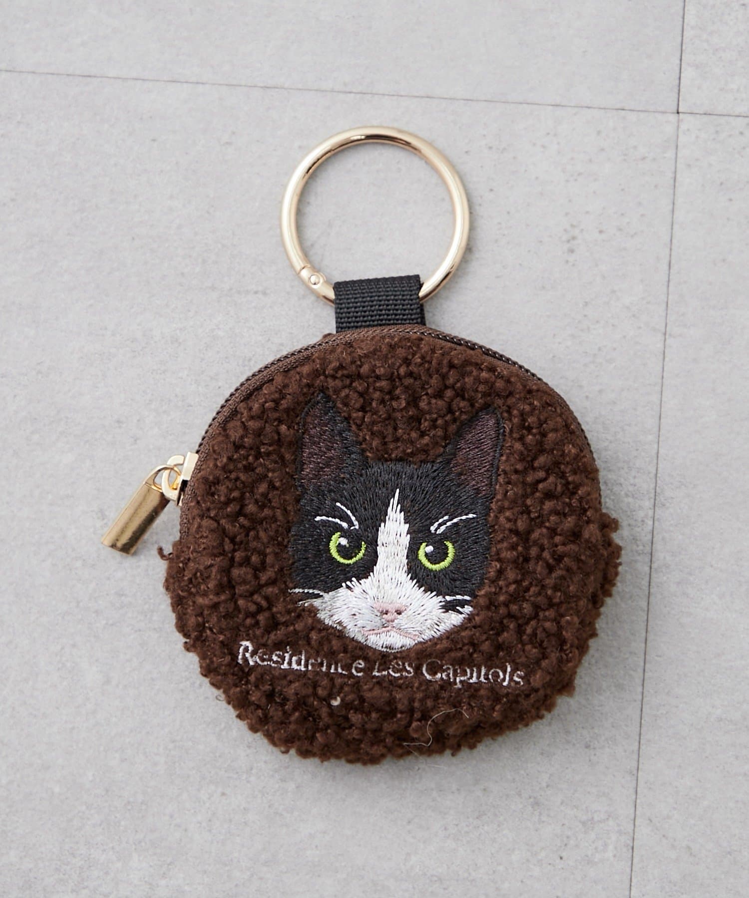 Remind me and forever(リマインドミーアンドフォーエバー) 【人気シリーズ！】アニマル刺繍ボア丸ポーチ