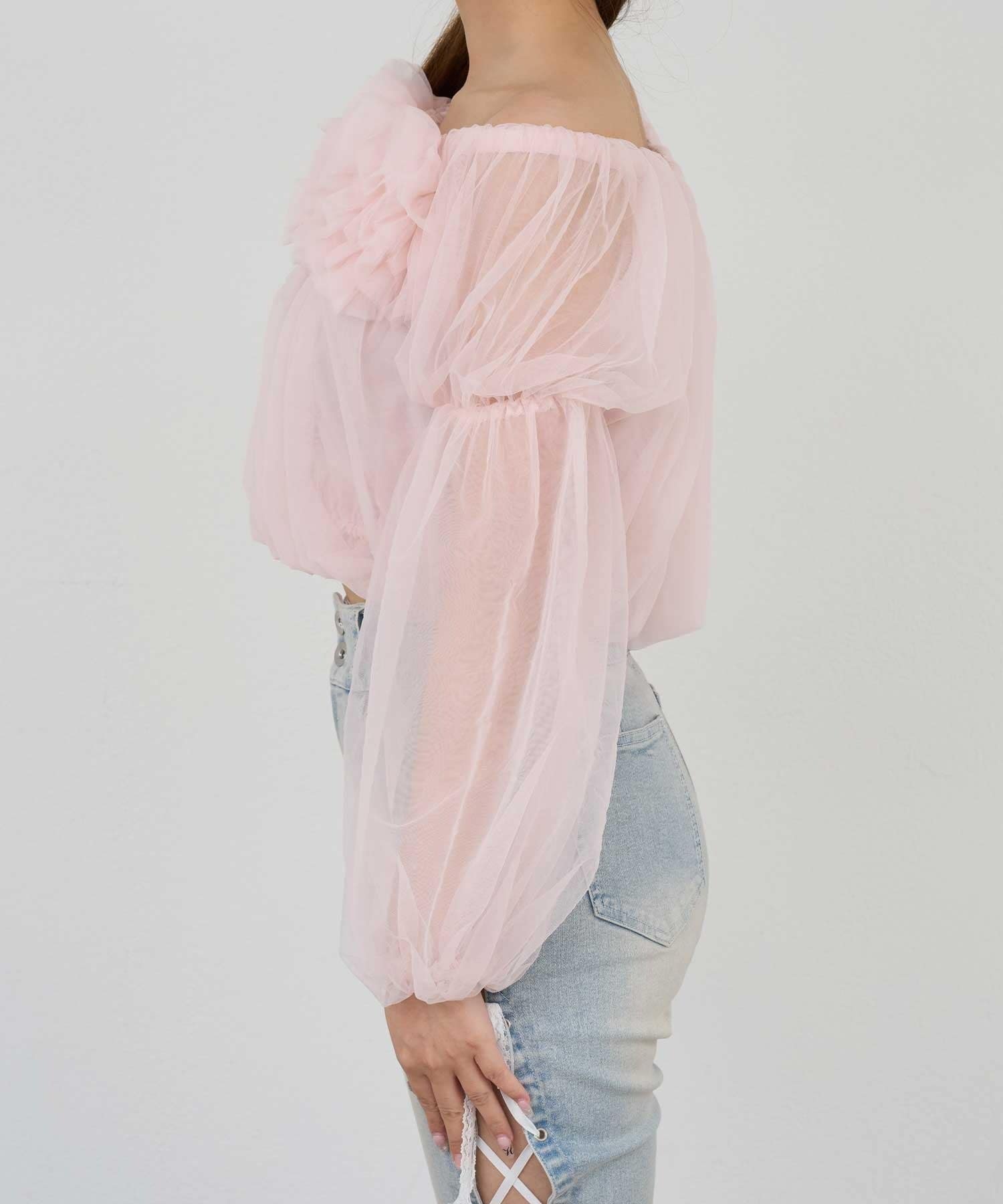 Belle Charme(ベルシャルム) Tulle Offshoulder Blouse