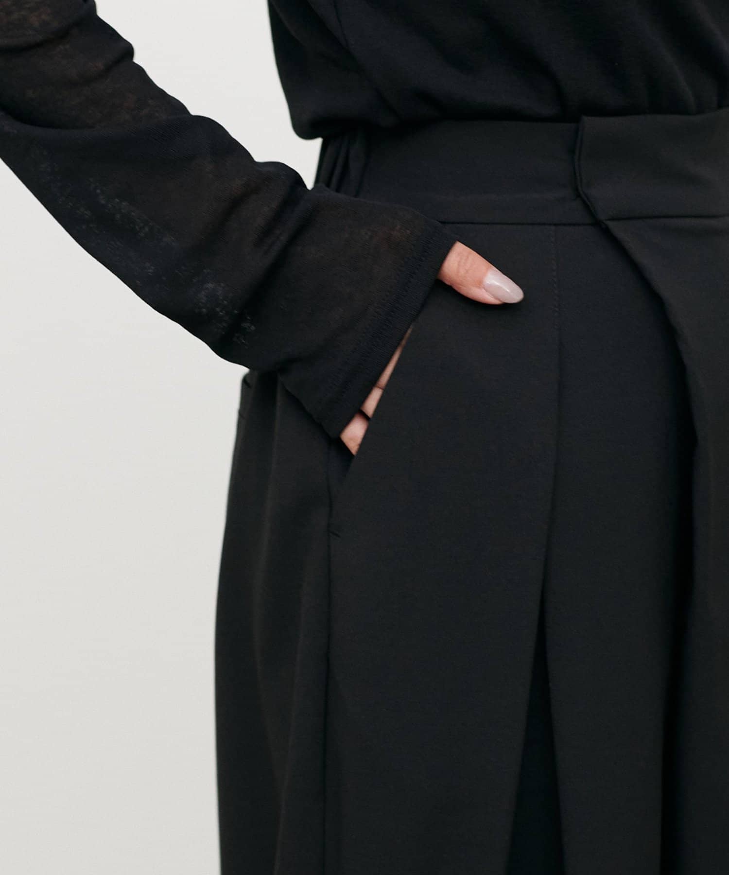 LARUTA(ラルータ) アシメタックワイドパンツ