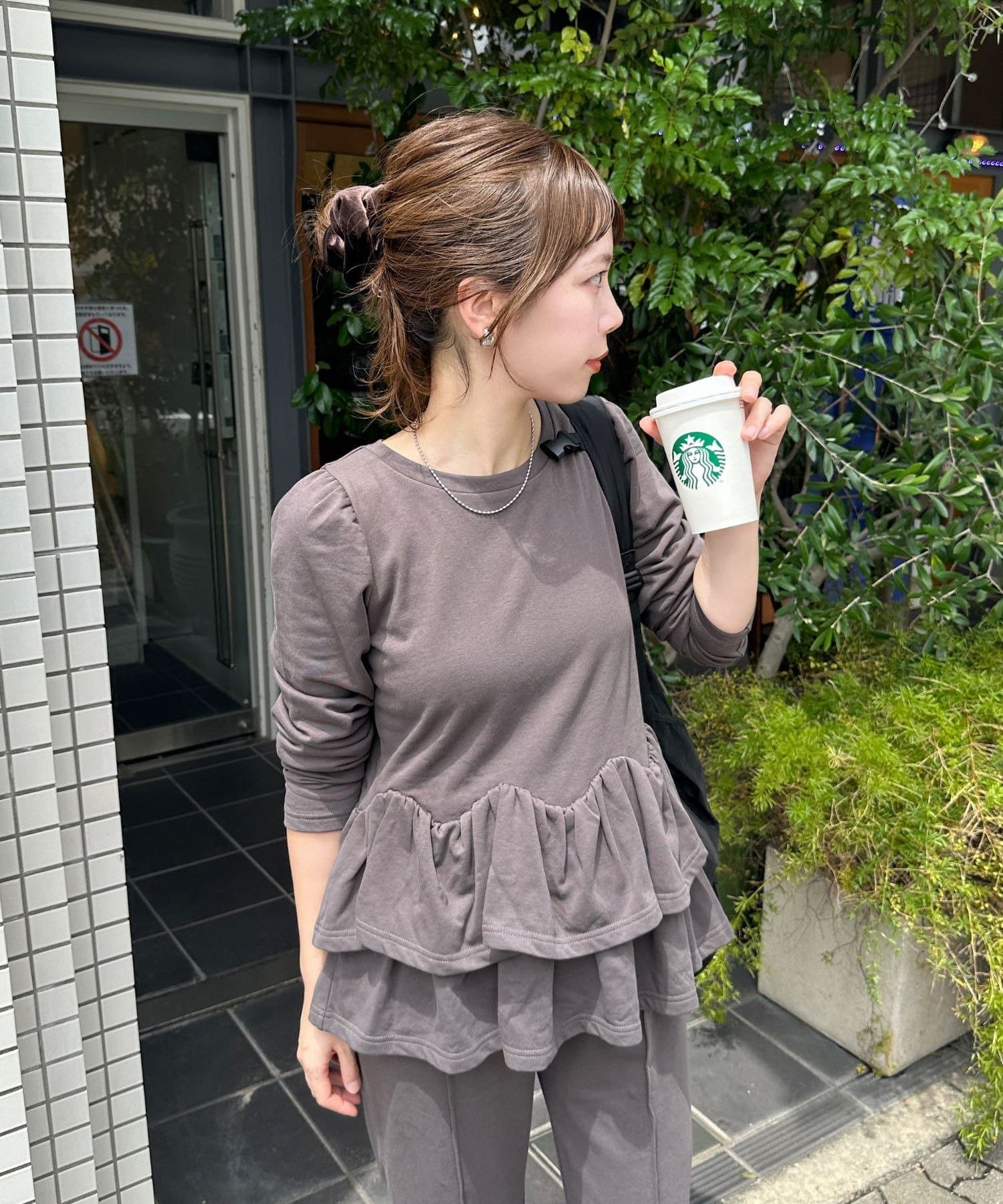 Kastane(カスタネ) 【8.20(木)12:00開始/KATOMARI企画】PEPLUM FRILL SWEAT