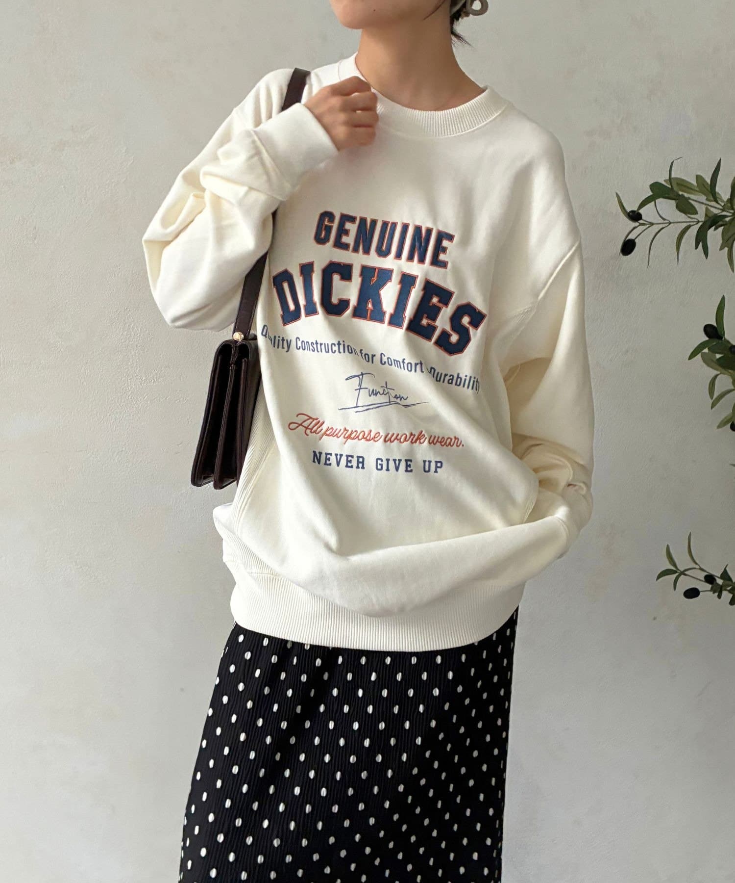 LOCUST(ローカスト) 【ユニセックス】【Dickies】リバースウィーブロゴ刺繍スウェット