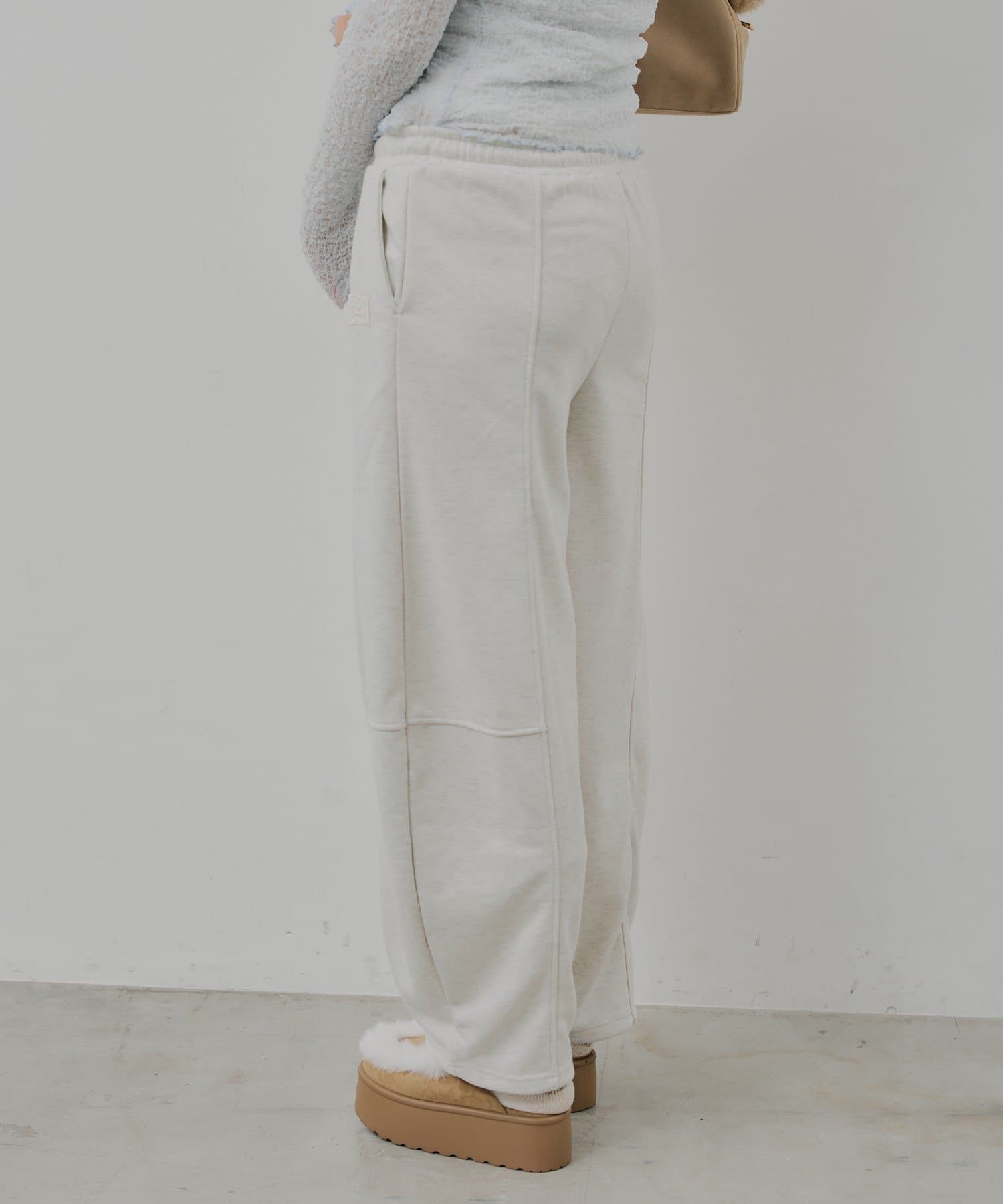 Chico(チコ) バレルレッグスウェットパンツ