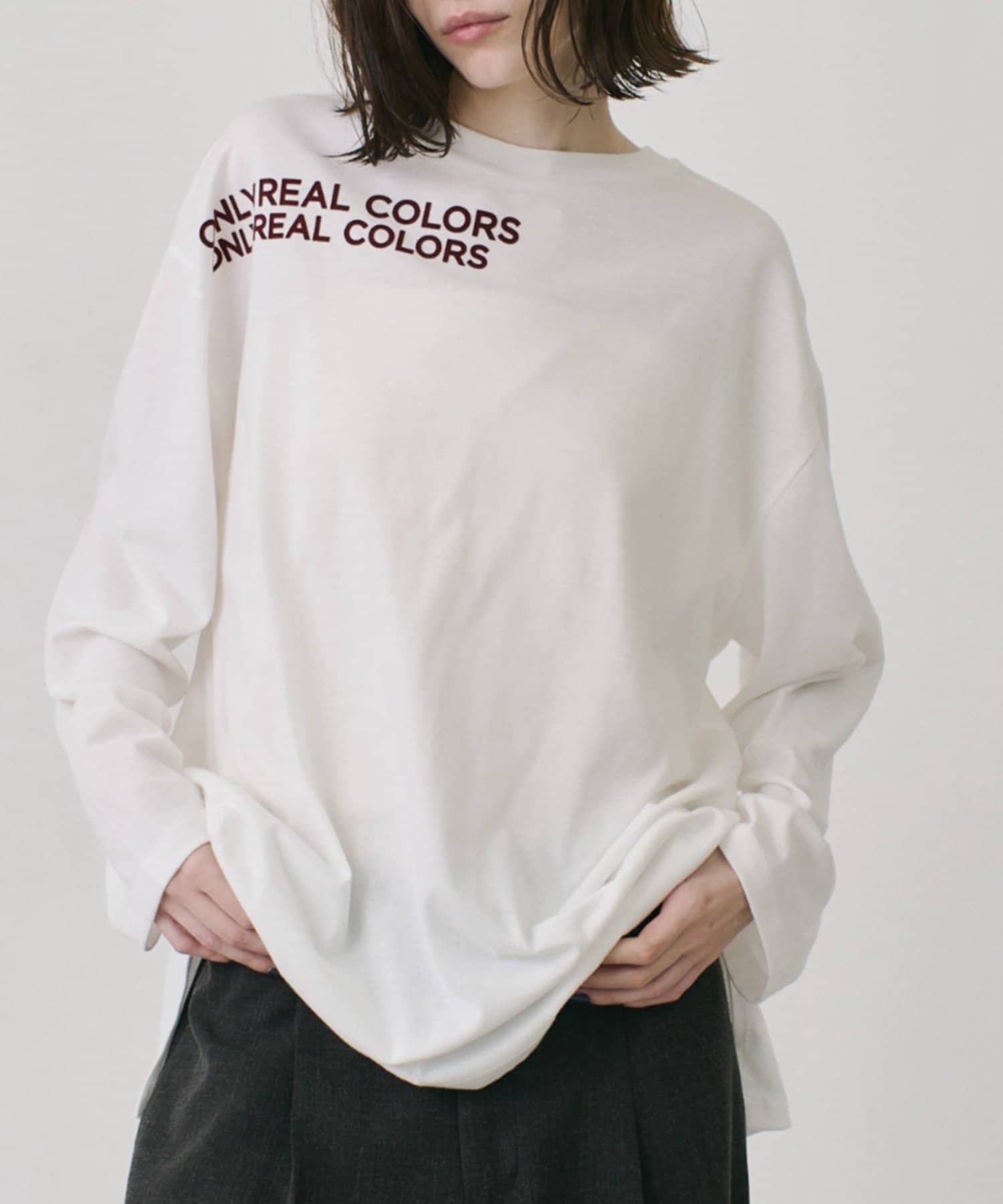 COLONY 2139(コロニー トゥーワンスリーナイン) フロッキープリント長袖Tシャツ
