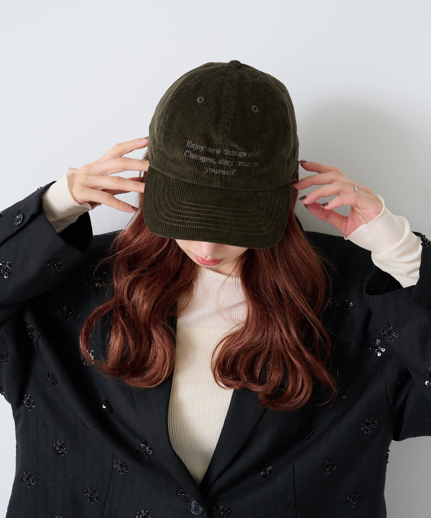 OUTLET(アウトレット) 【Kastane】刺繍コーデュロイキャップ