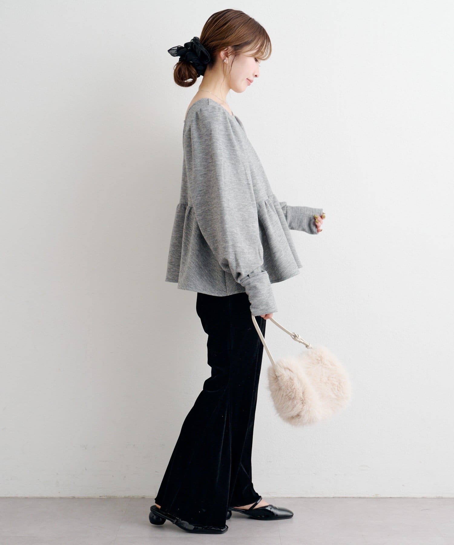 OUTLET(アウトレット) 【Kastane】B ニットライクスウェットペプラムトップス