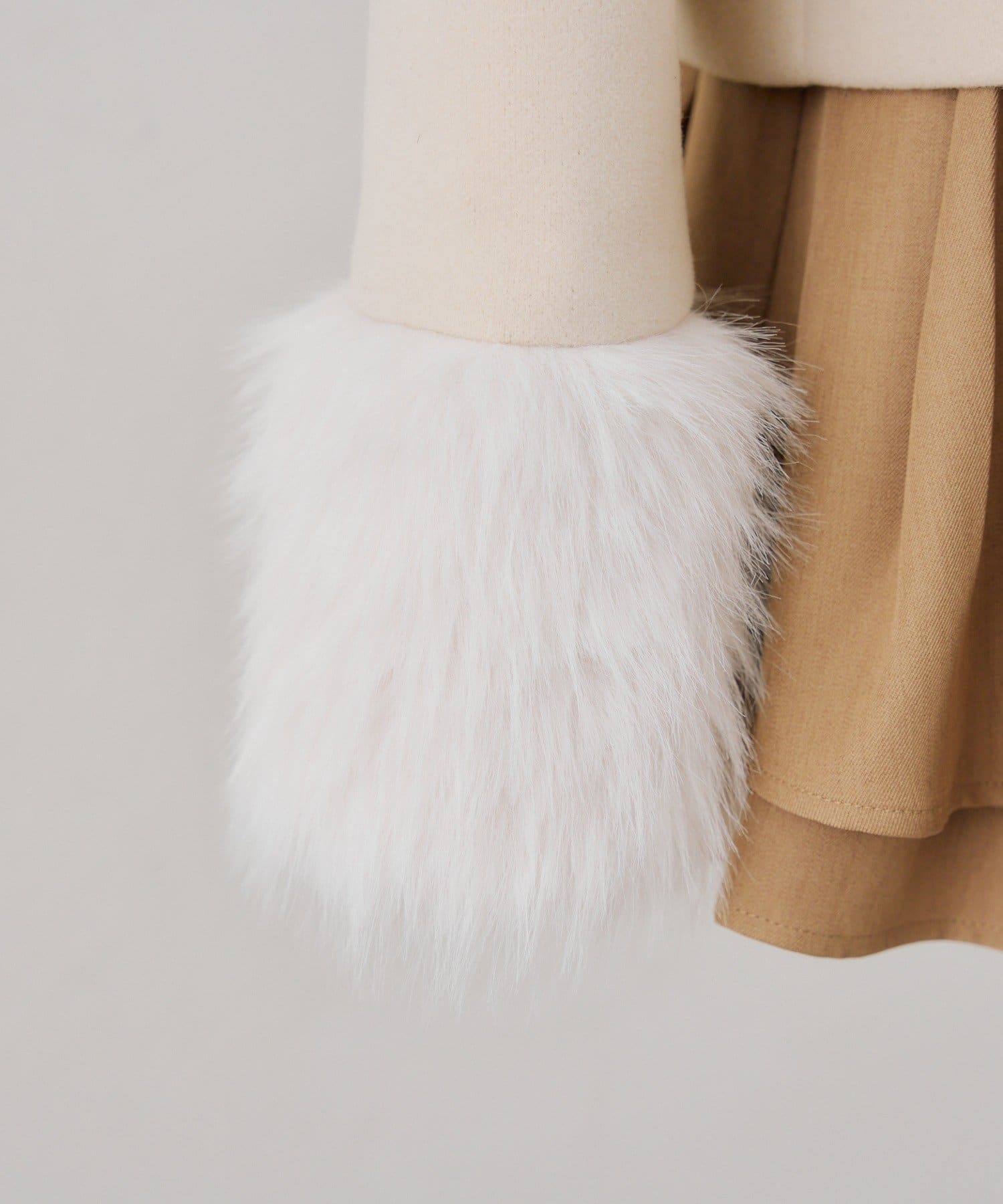 NICE CLAUP / OLIVE des OLIVE OUTLET(ナイスクラップ  / オリーブ デ オリーブ アウトレット) 【continuer】フェイクファー付ショートダッフルコート
